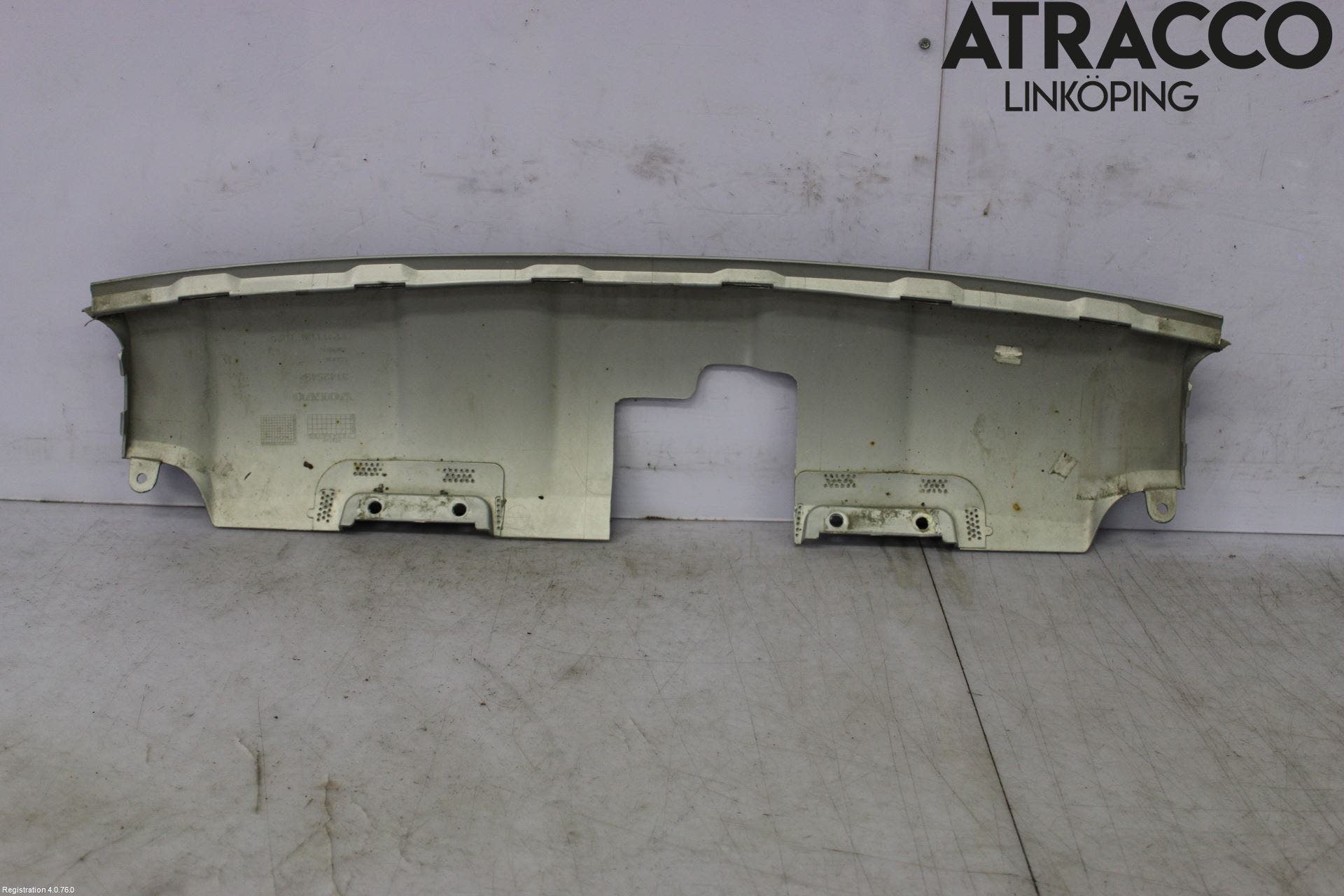 Volvo XC60 14-17 Hasplåt Plåt-Plast