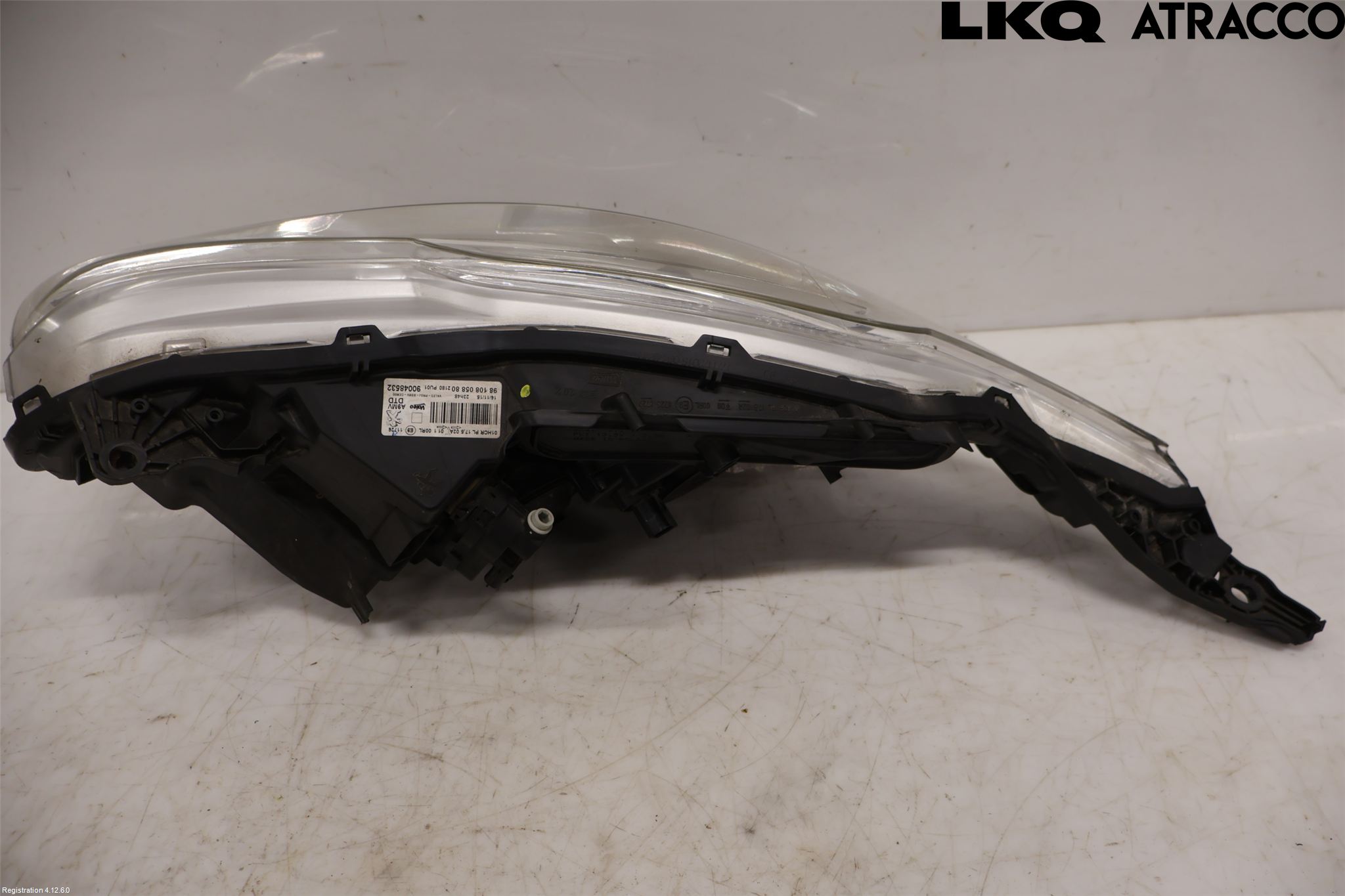 Peugeot PEUGOT 208 16-19 Strålkastare Höger