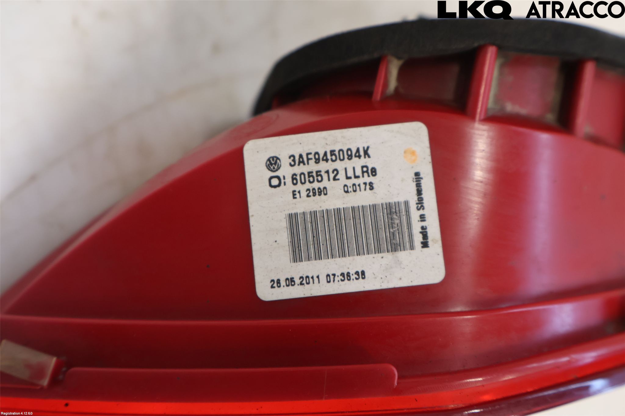 Volkswagen VW PASSAT 11-14 Bakljus Lucka Hö