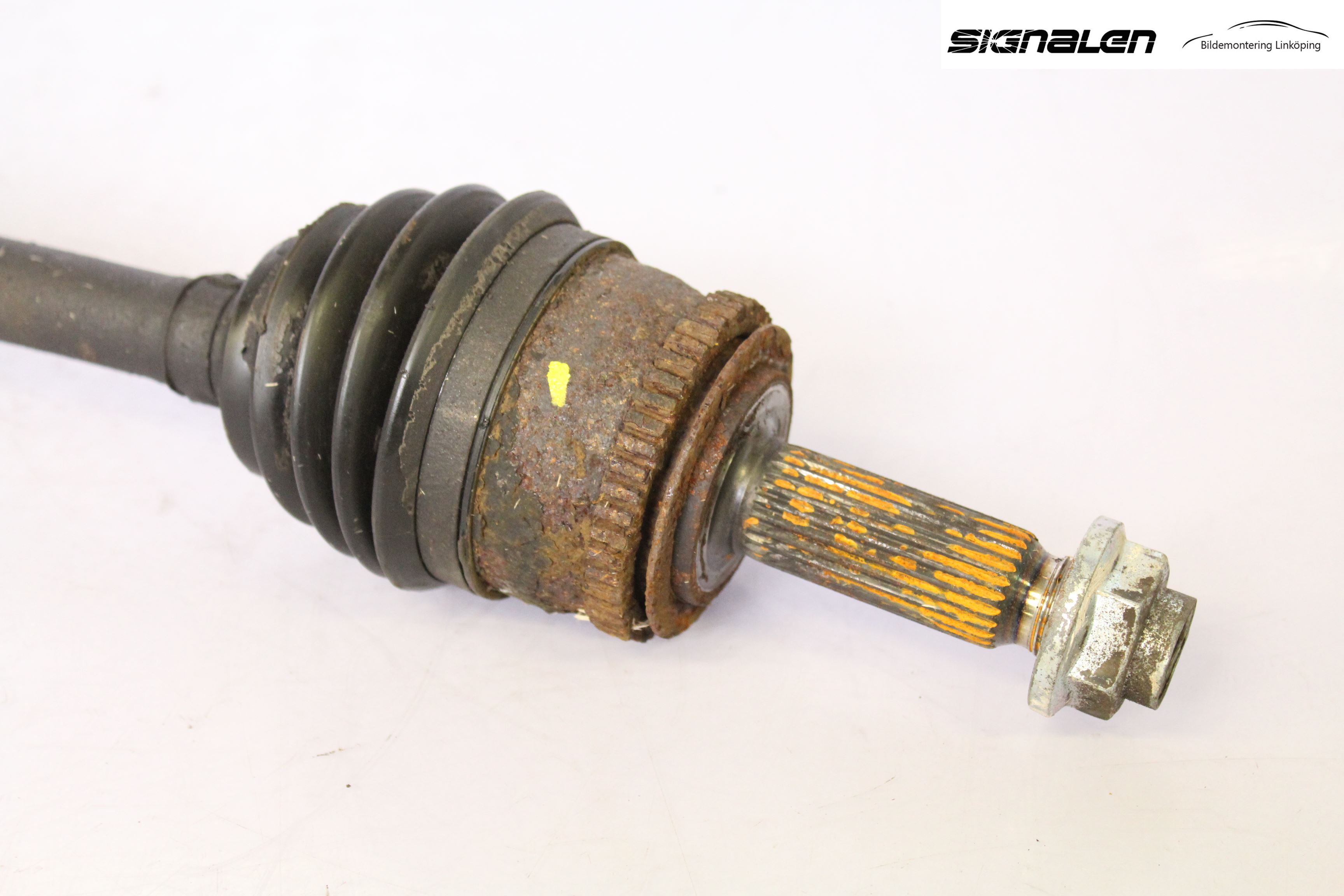 Kia RIO 06-11 Drivaxel Fram Vänster