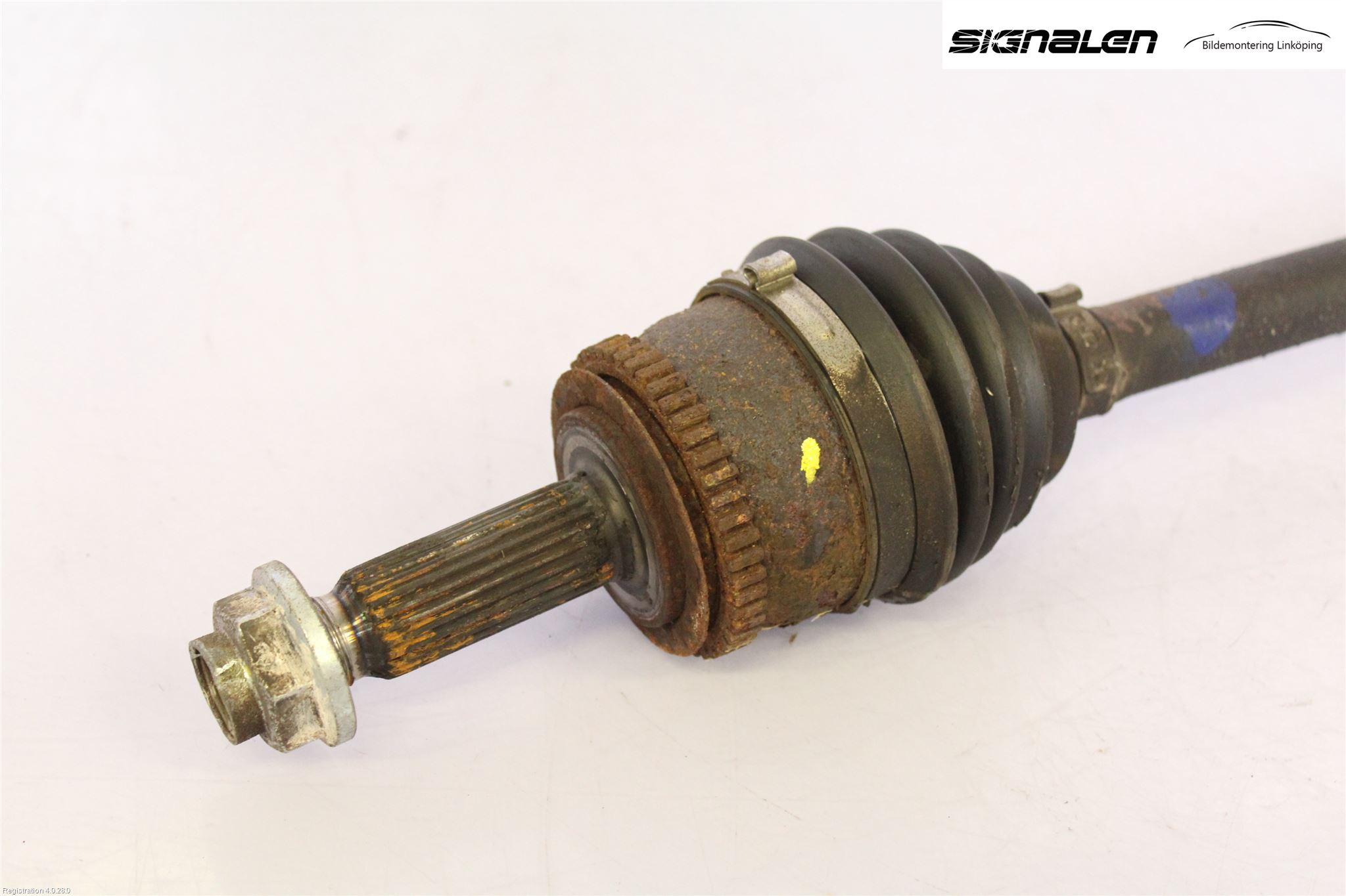 Kia RIO 06-11 Drivaxel Fram Höger