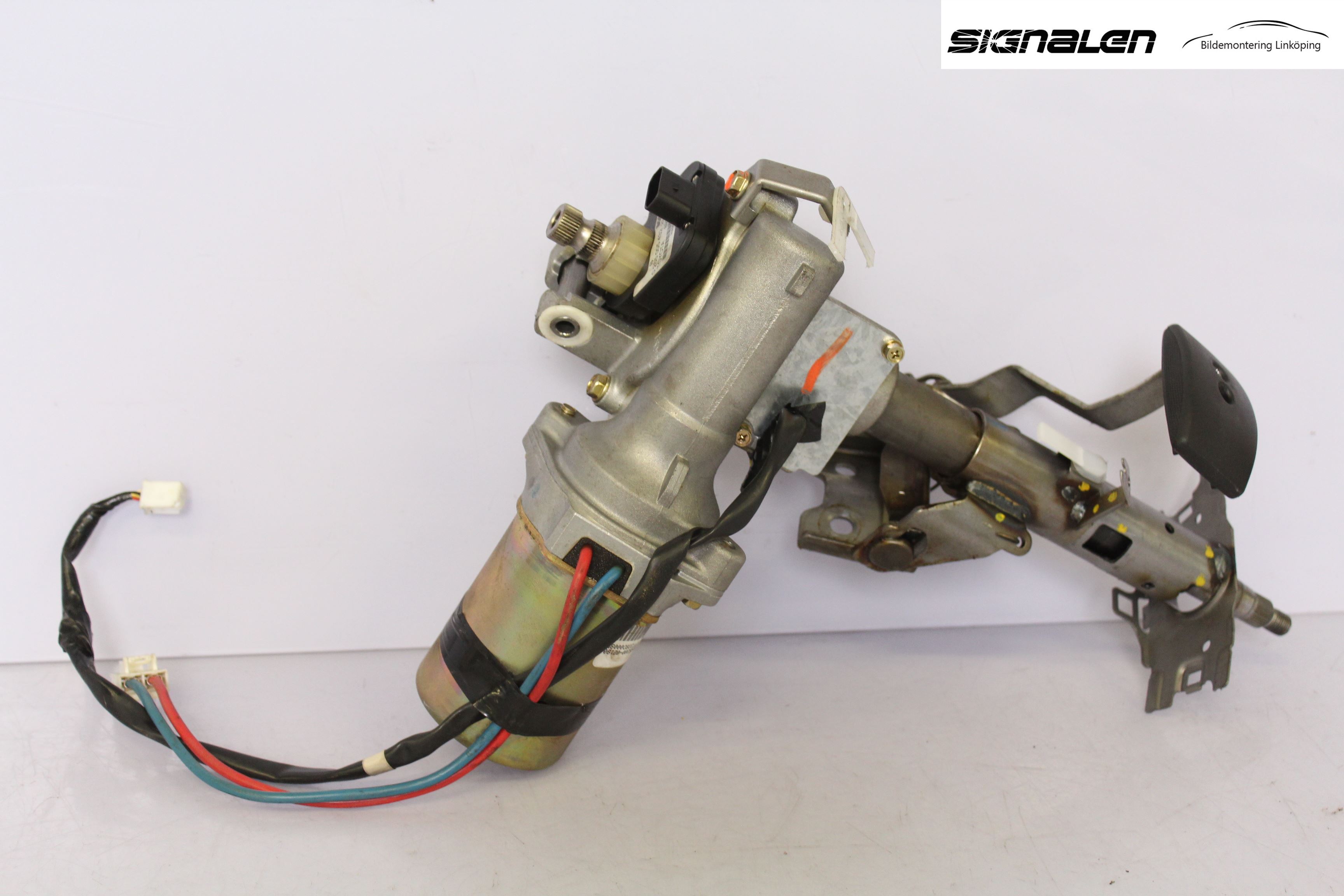 Toyota COROLLA 02-07 Rattaxelagg Med Inb Servo