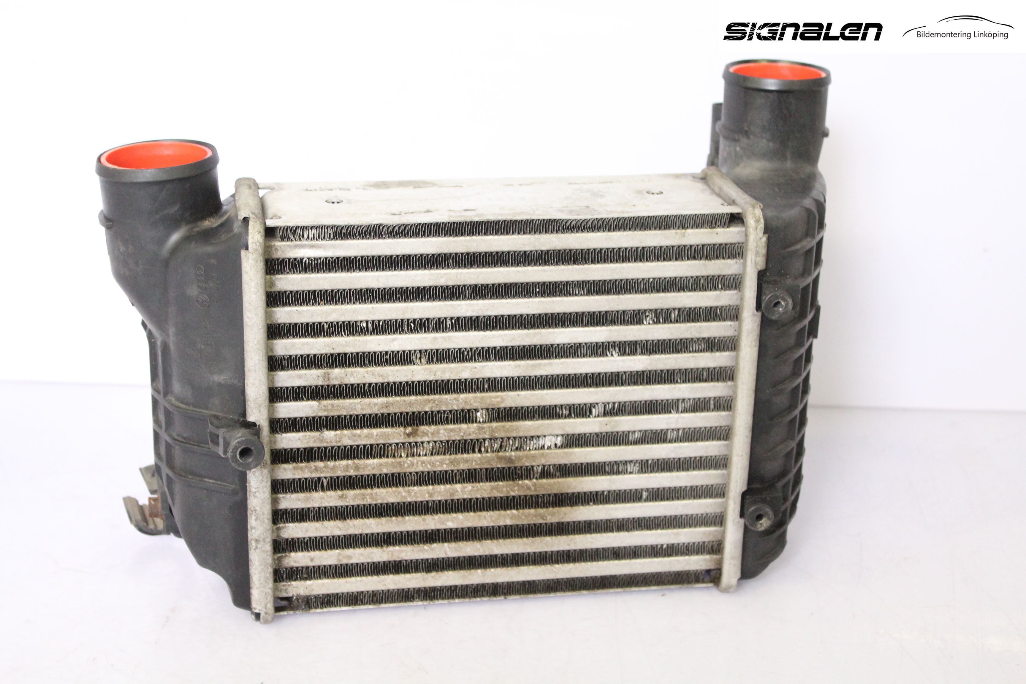 Audi A4/S4 01-05 Laddluft-Intercooler Kyl