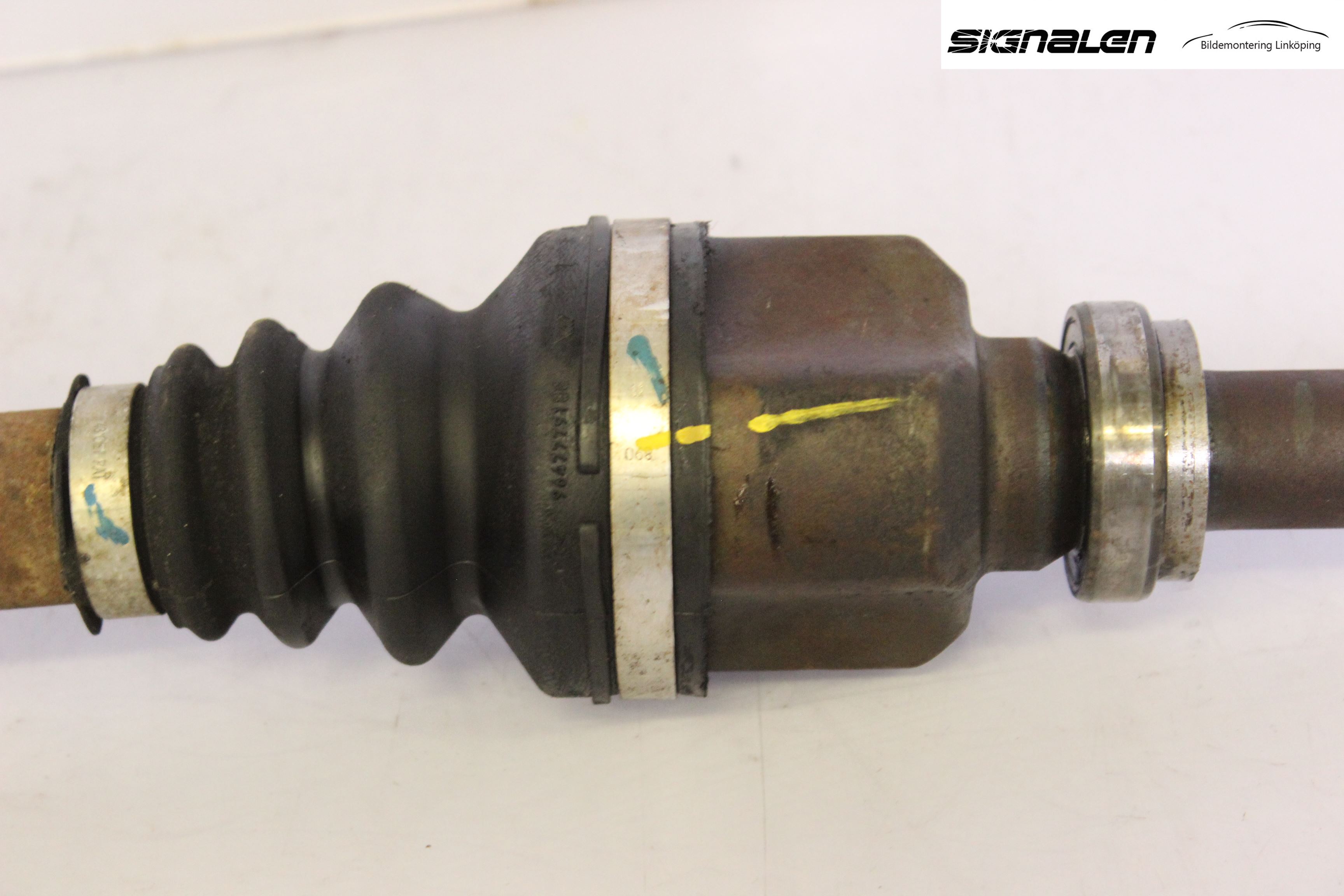 Peugeot 207 Drivaxel Fram Höger