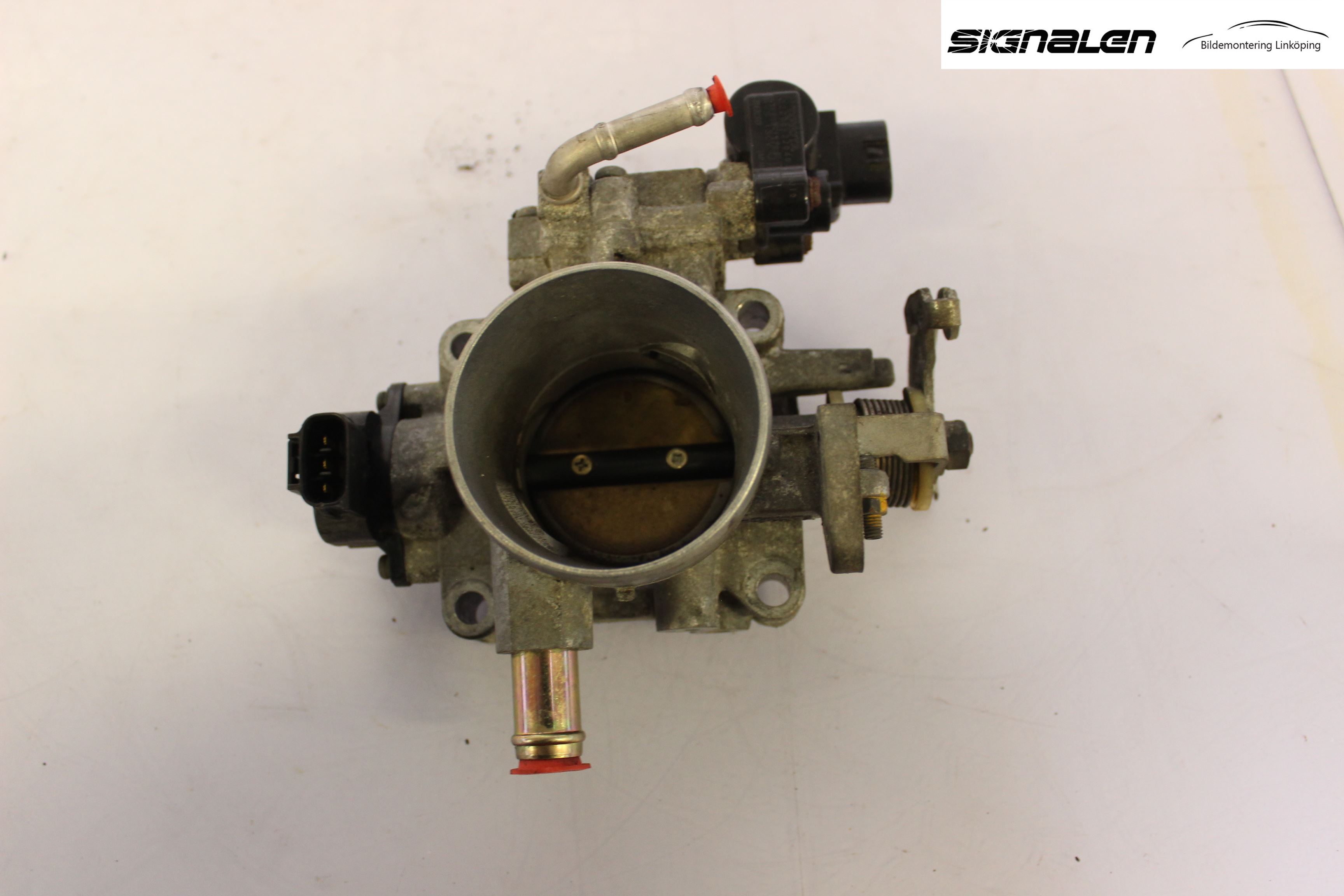 Toyota CELICA    00-05 Injspjällhus