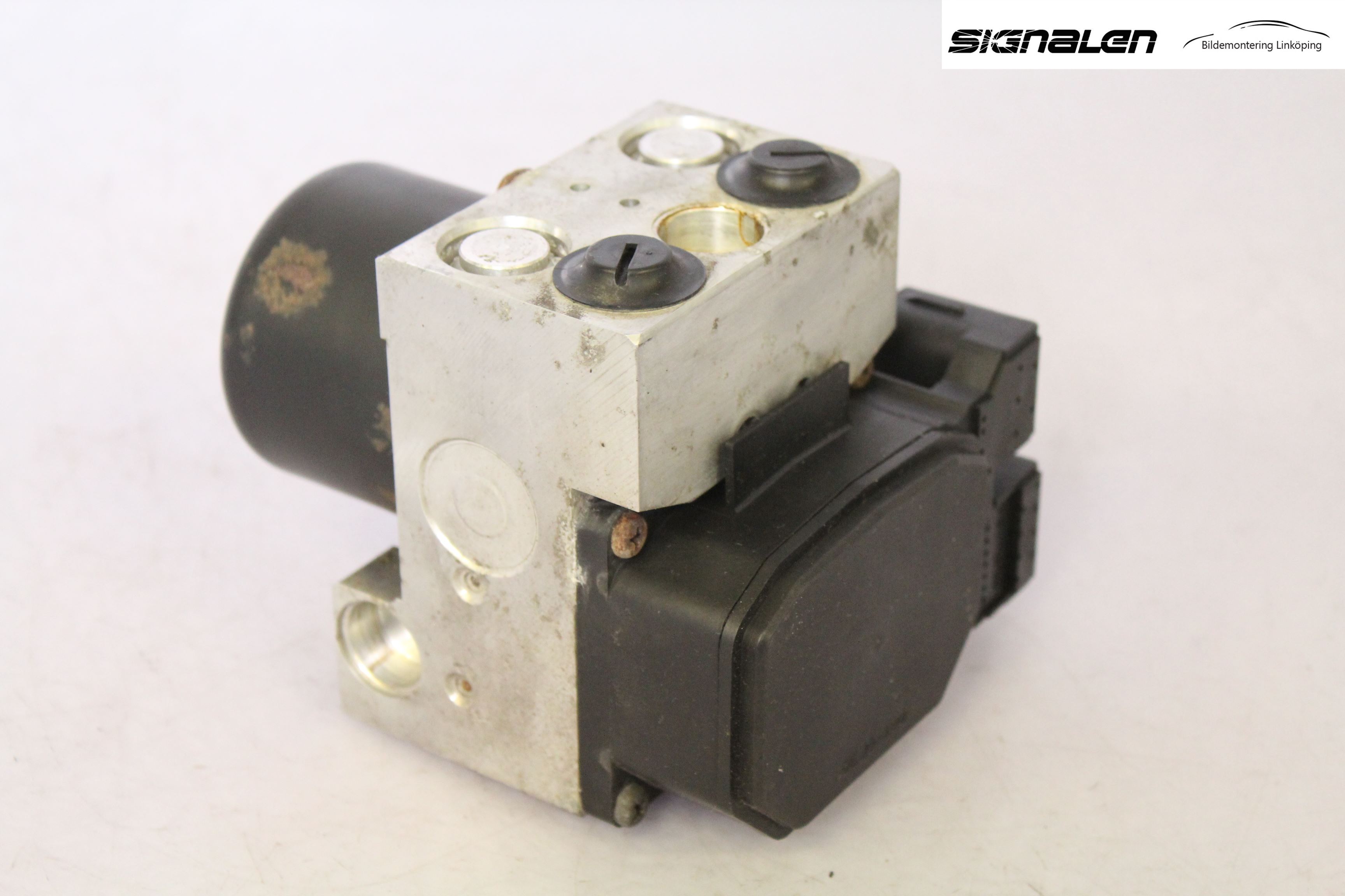 Toyota CELICA    00-05 Abs Hydraulaggregat