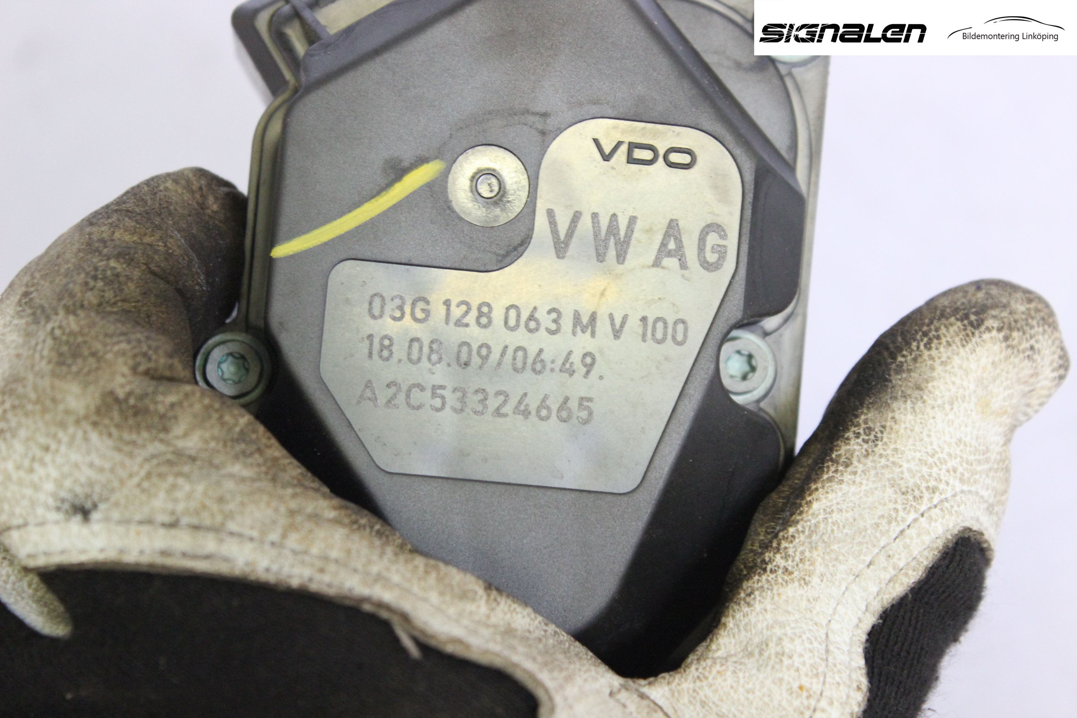 Volkswagen VW CADDY      04-10 Injspjällhus