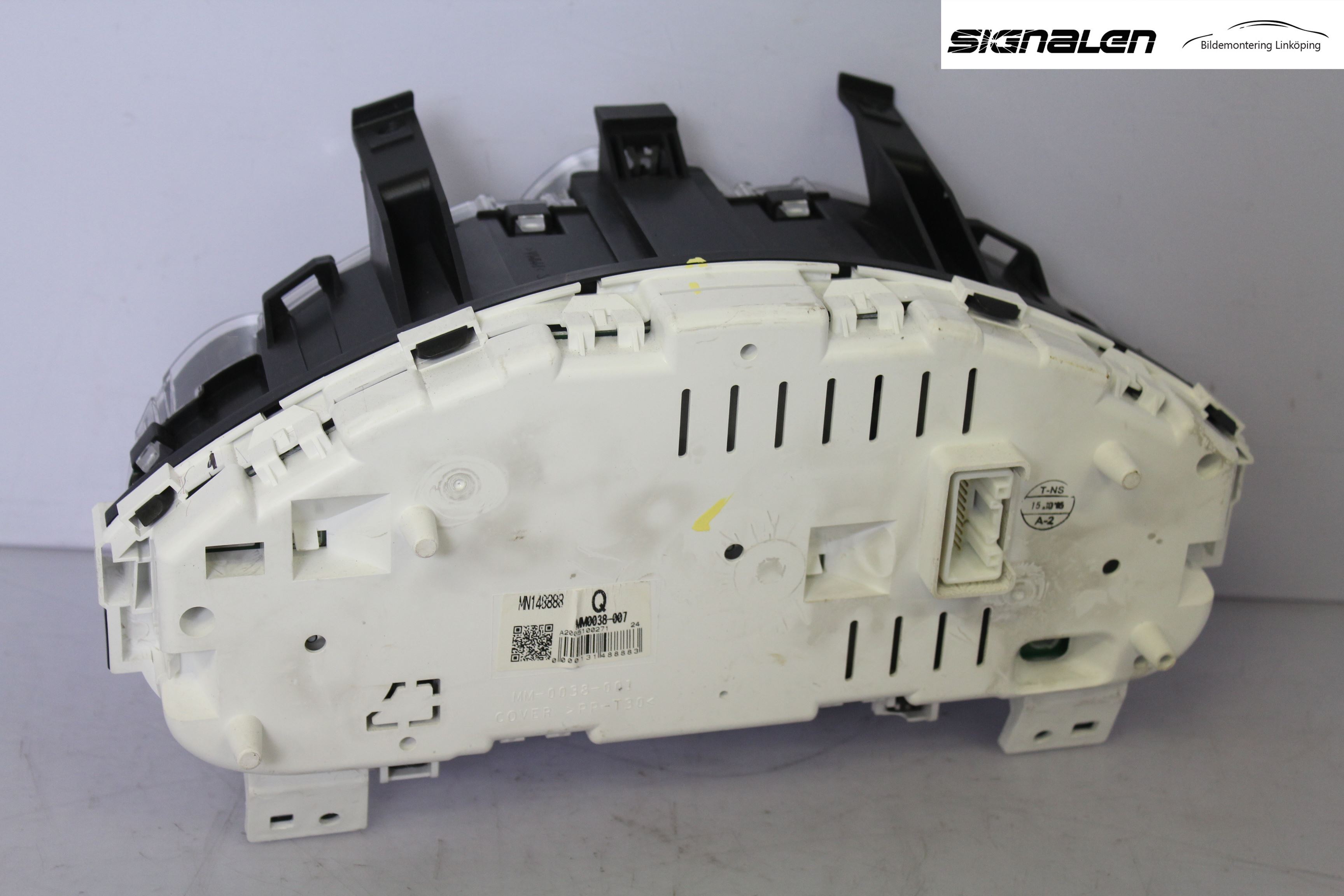 Mitsubishi COLT   04-08 Instrument Komb