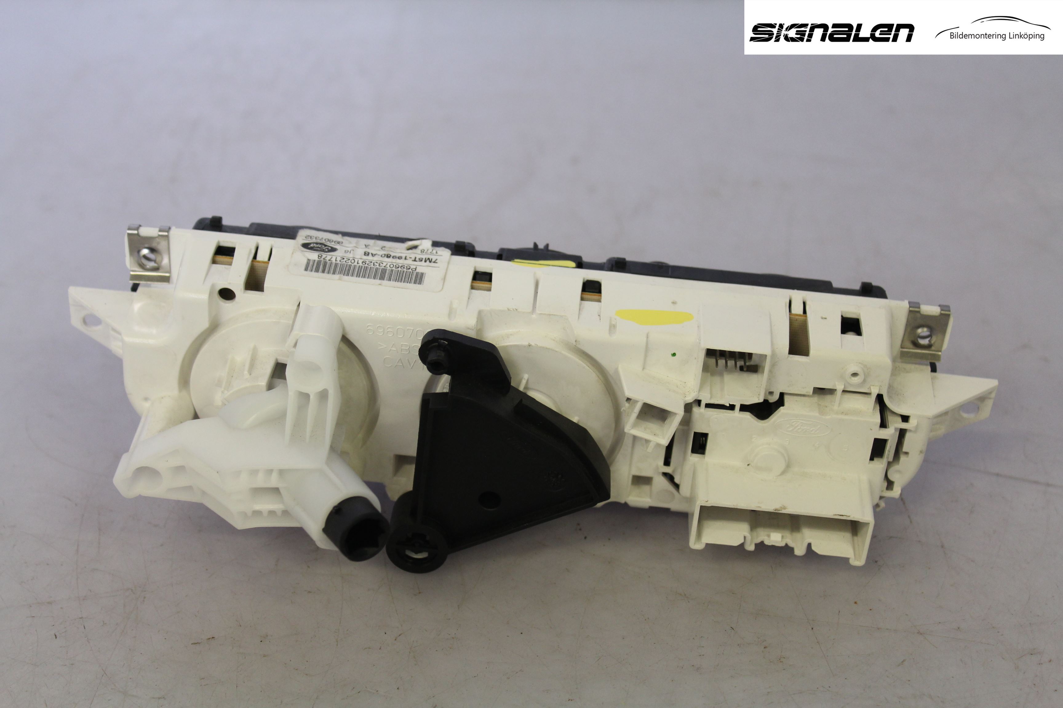 Ford FOCUS 08-11 Ac Styrenhet Ac Manöveren