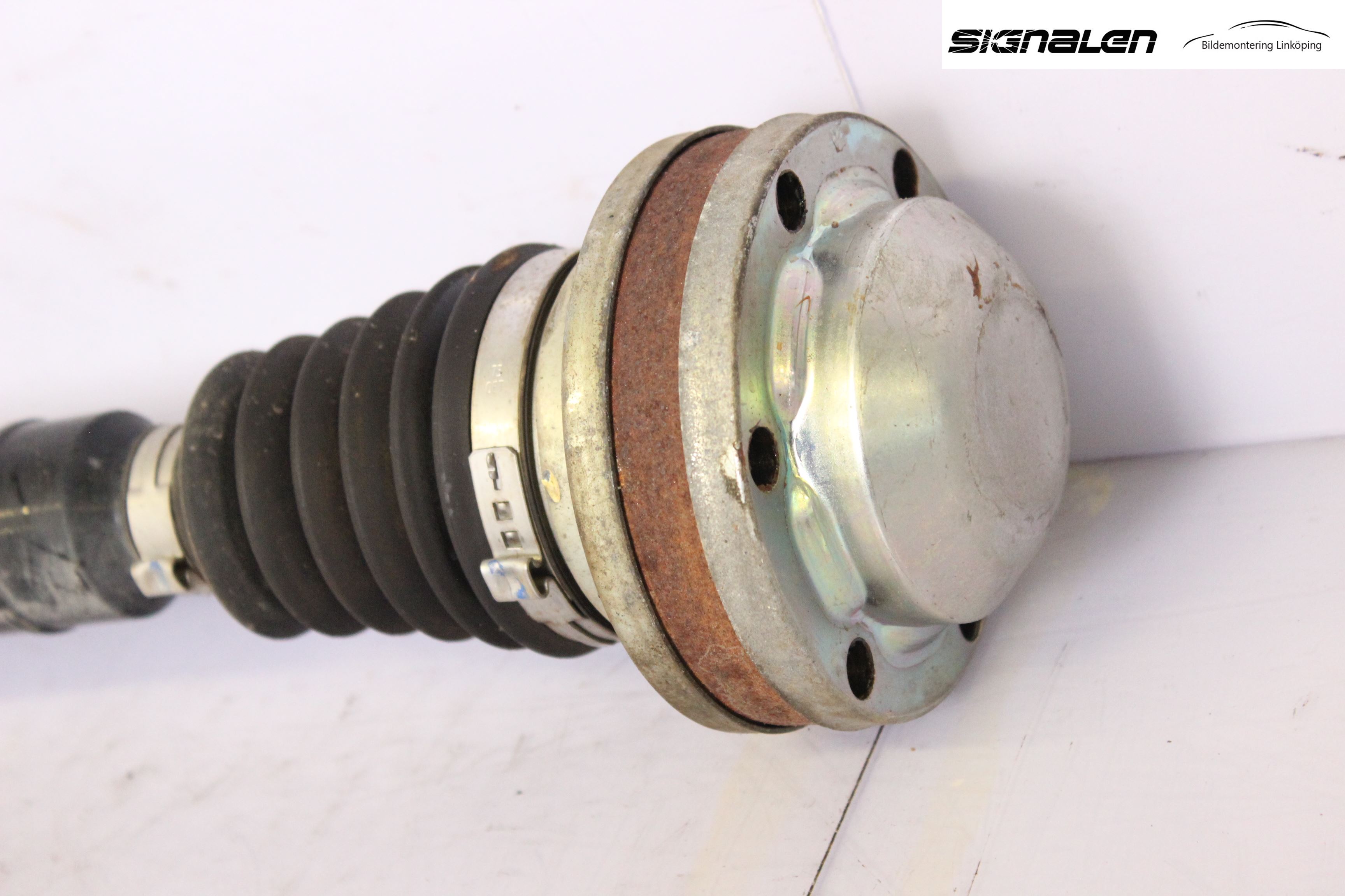 Skoda OCTAVIA (1Z) 05-13 Drivaxel Fram Höger