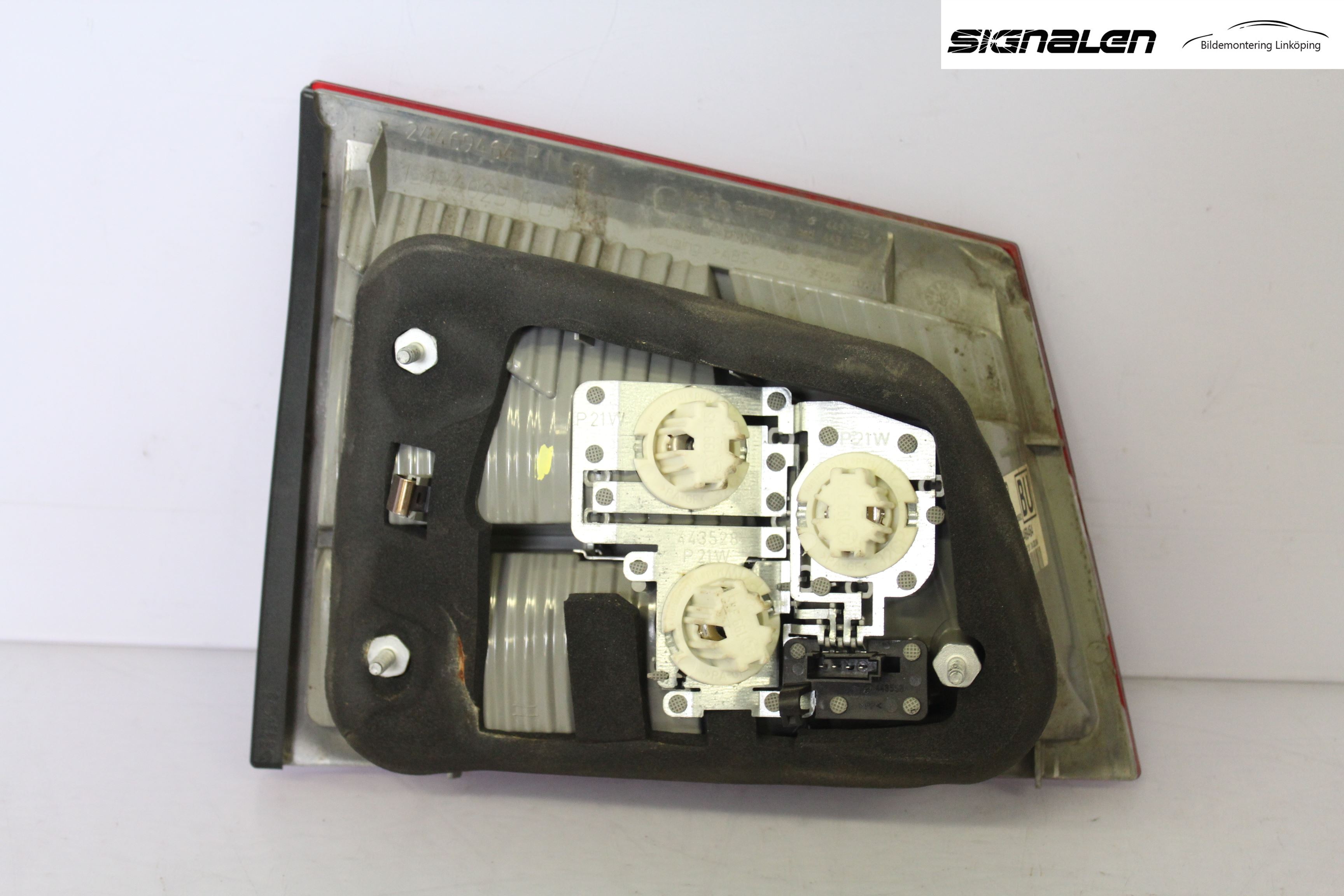 Opel VECTRA C 02-05 Bakljus Lucka Hö