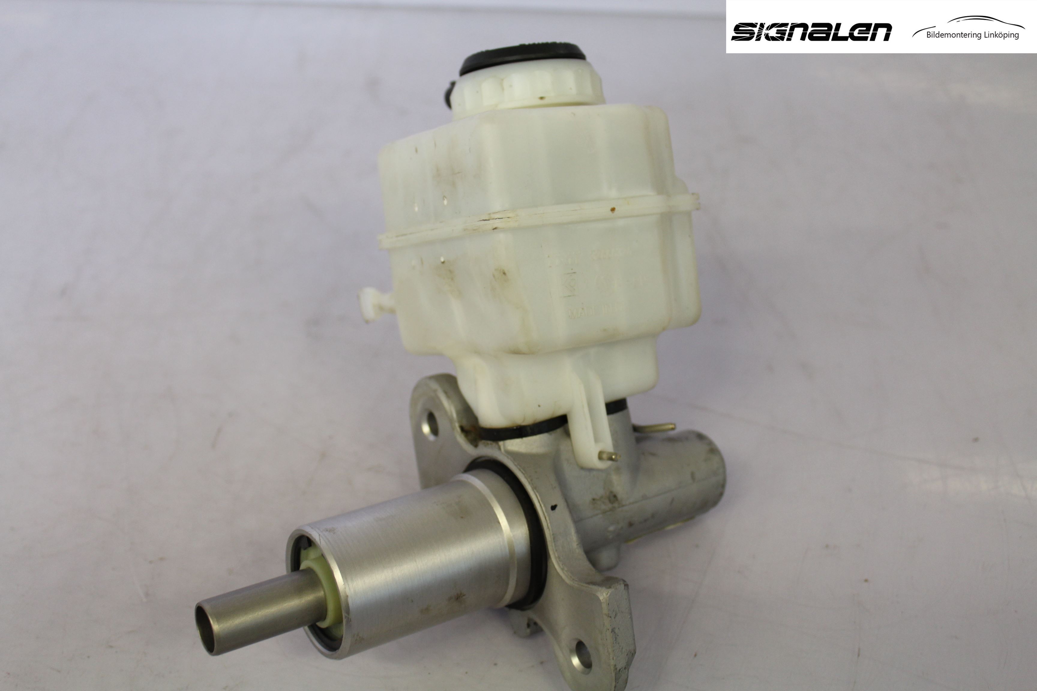 BMW 5 F10/F11/F18 09-17 Broms Huvudcylinder