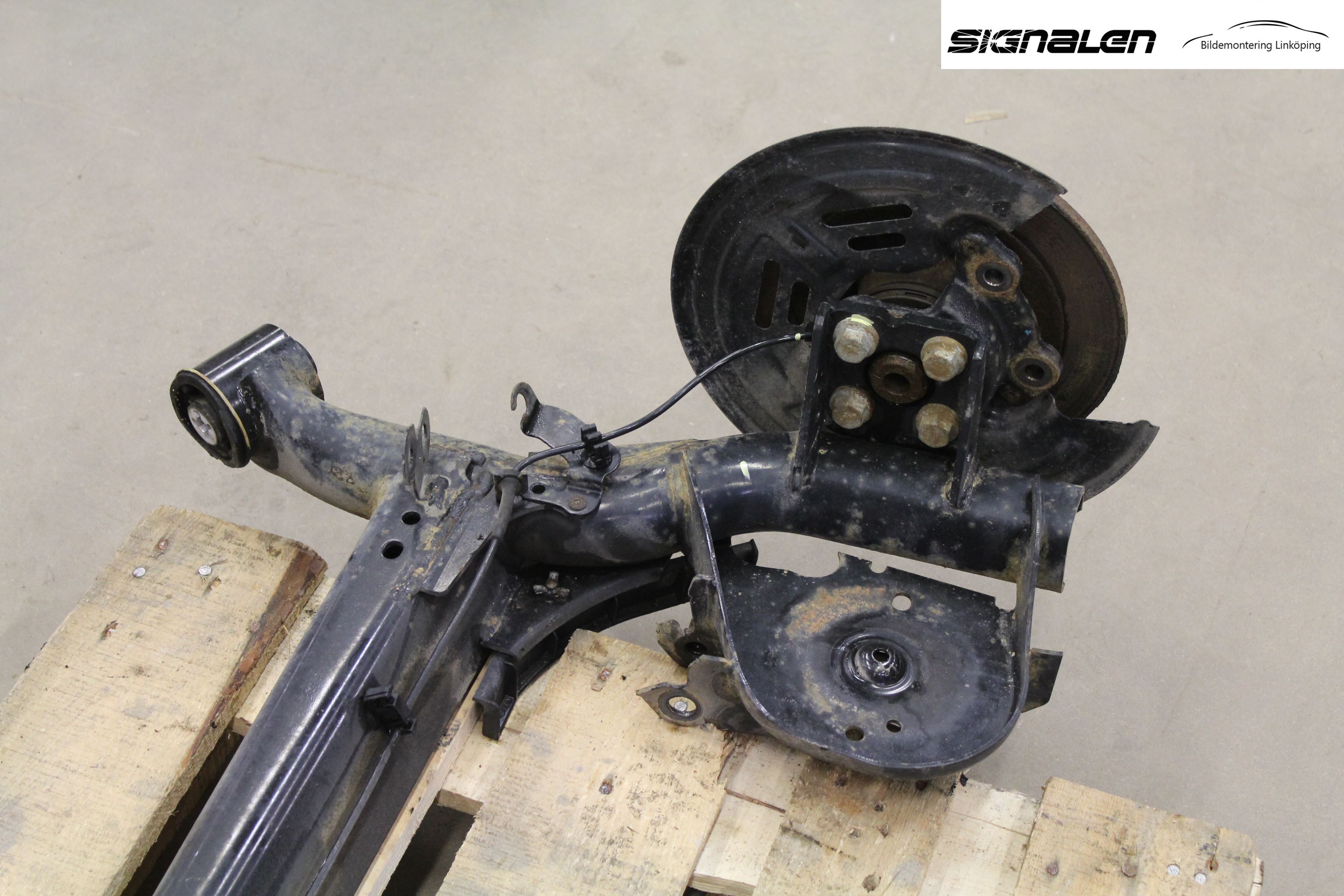 Mercedes-Benz MB CITAN (W415) 13-21 Bakaxel