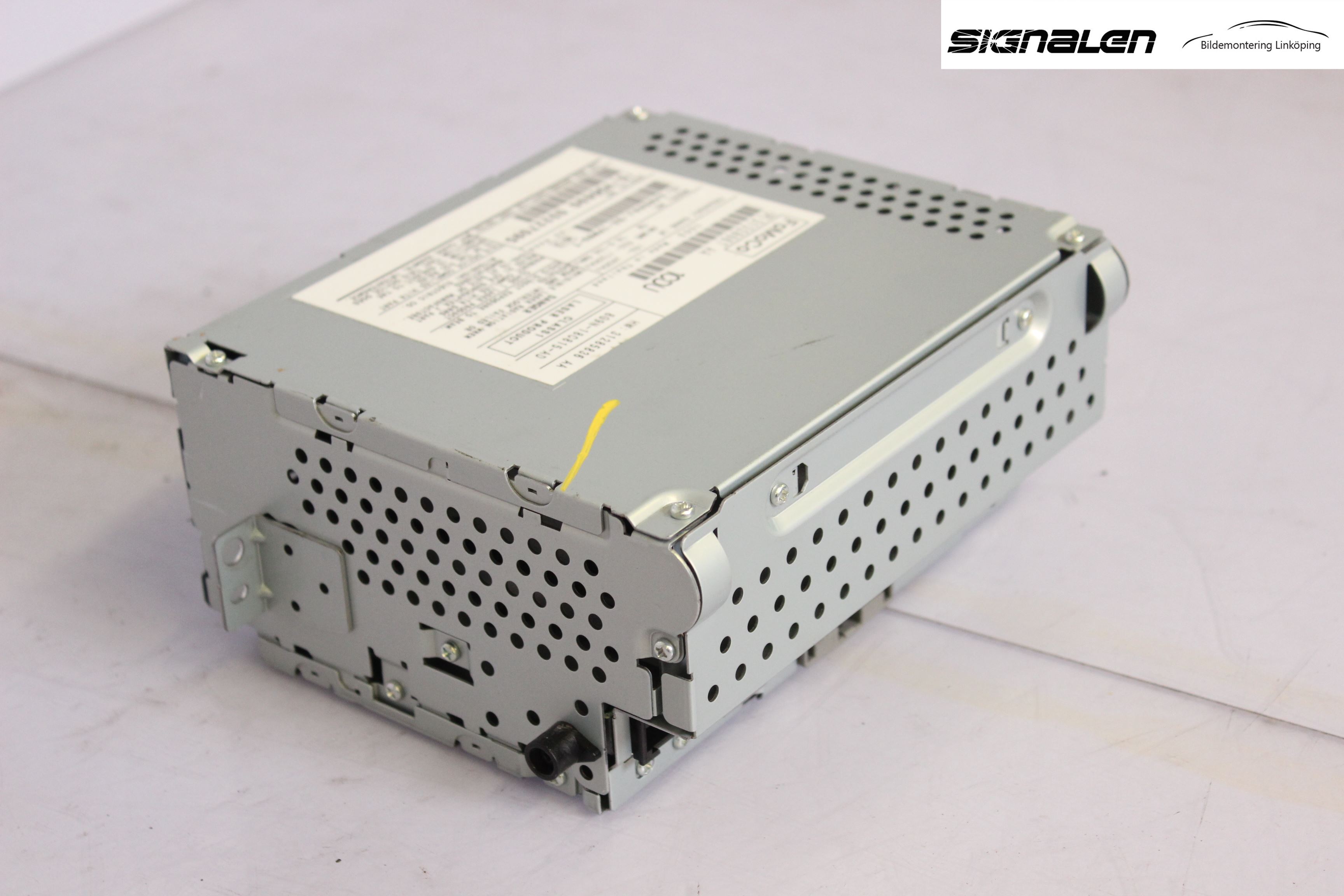 Volvo XC70 08-13 Cd Radio - Multimediapanel