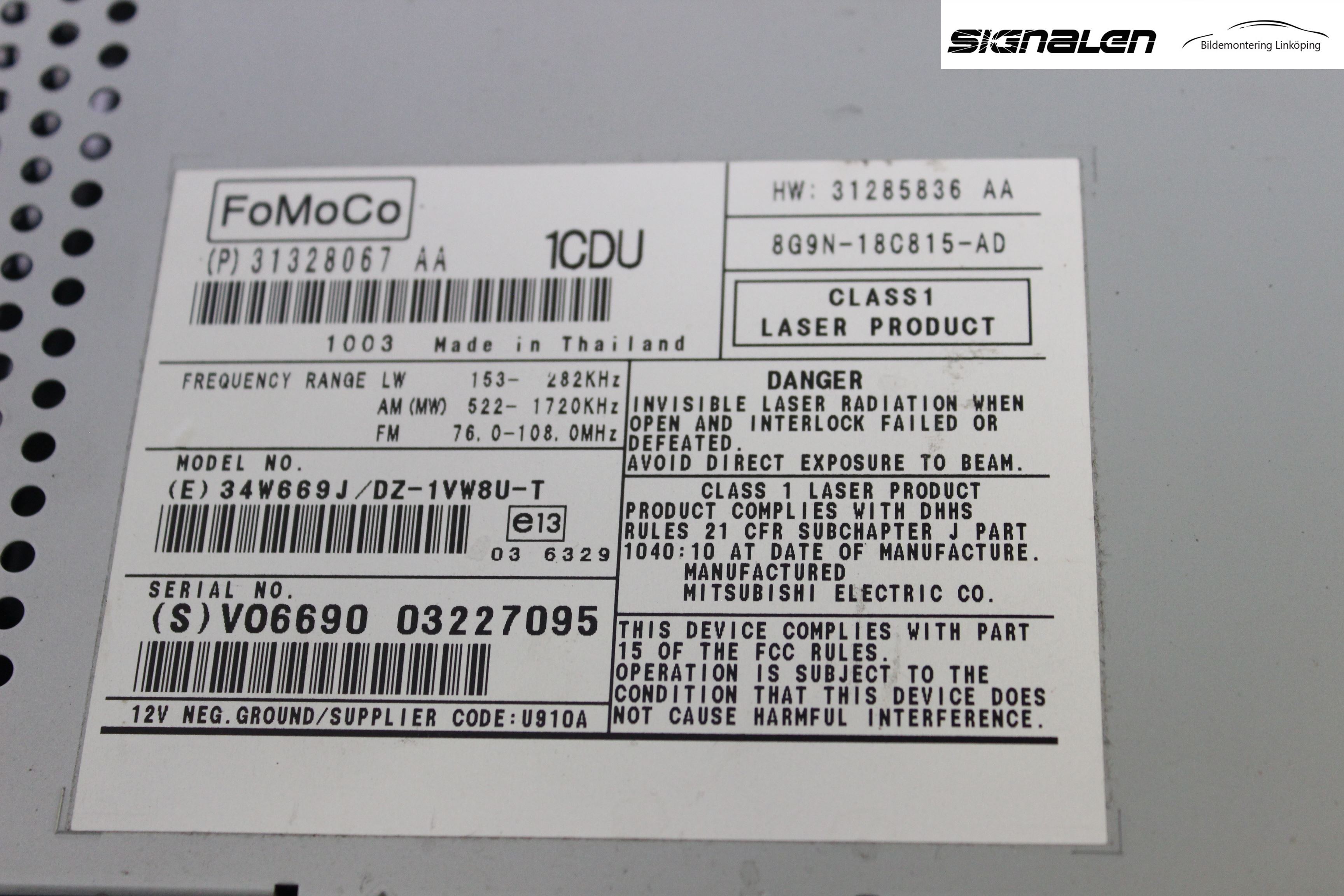 Volvo XC70 08-13 Cd Radio - Multimediapanel
