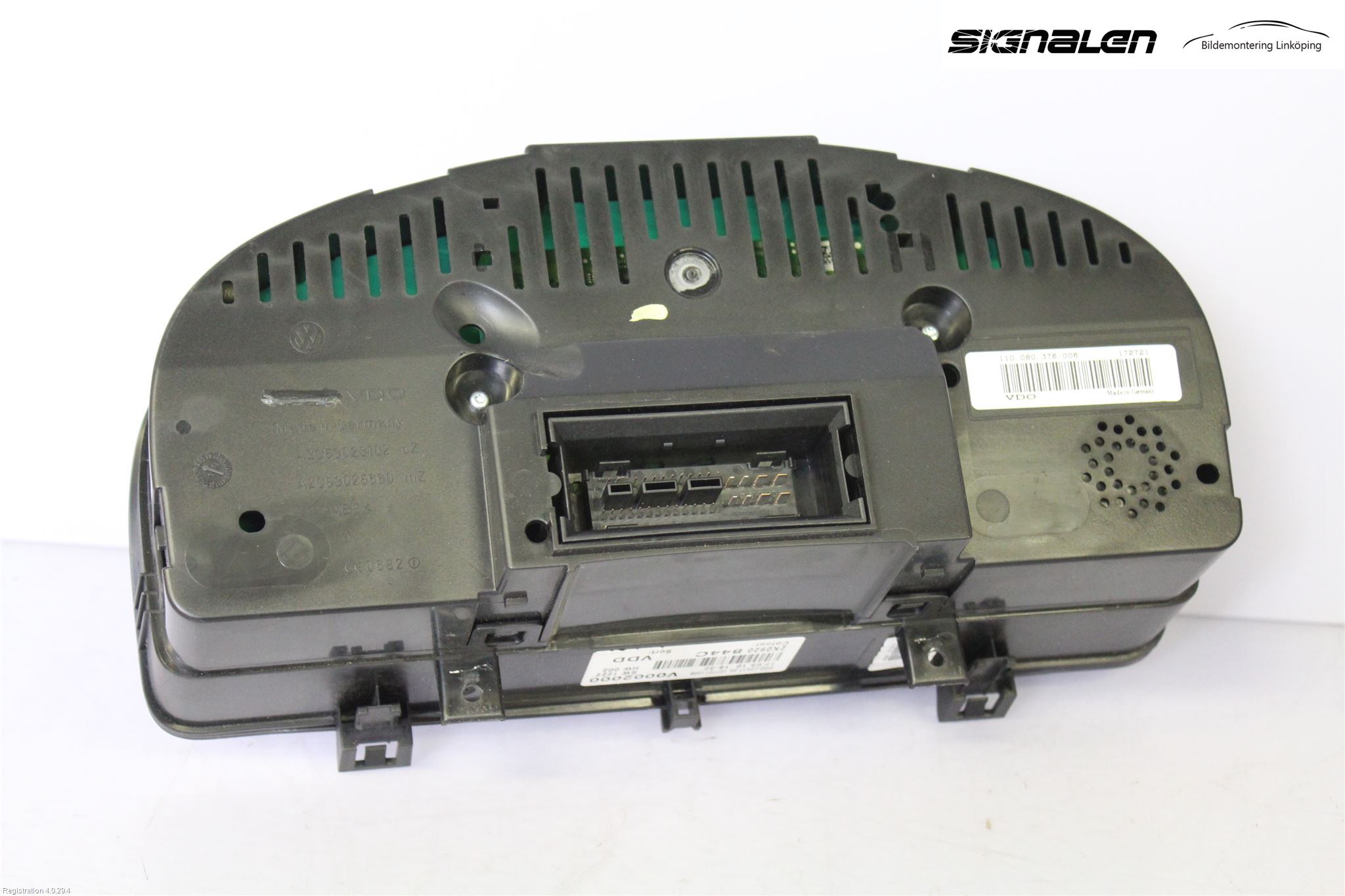 Volkswagen VW CADDY      04-10 Instrument Komb