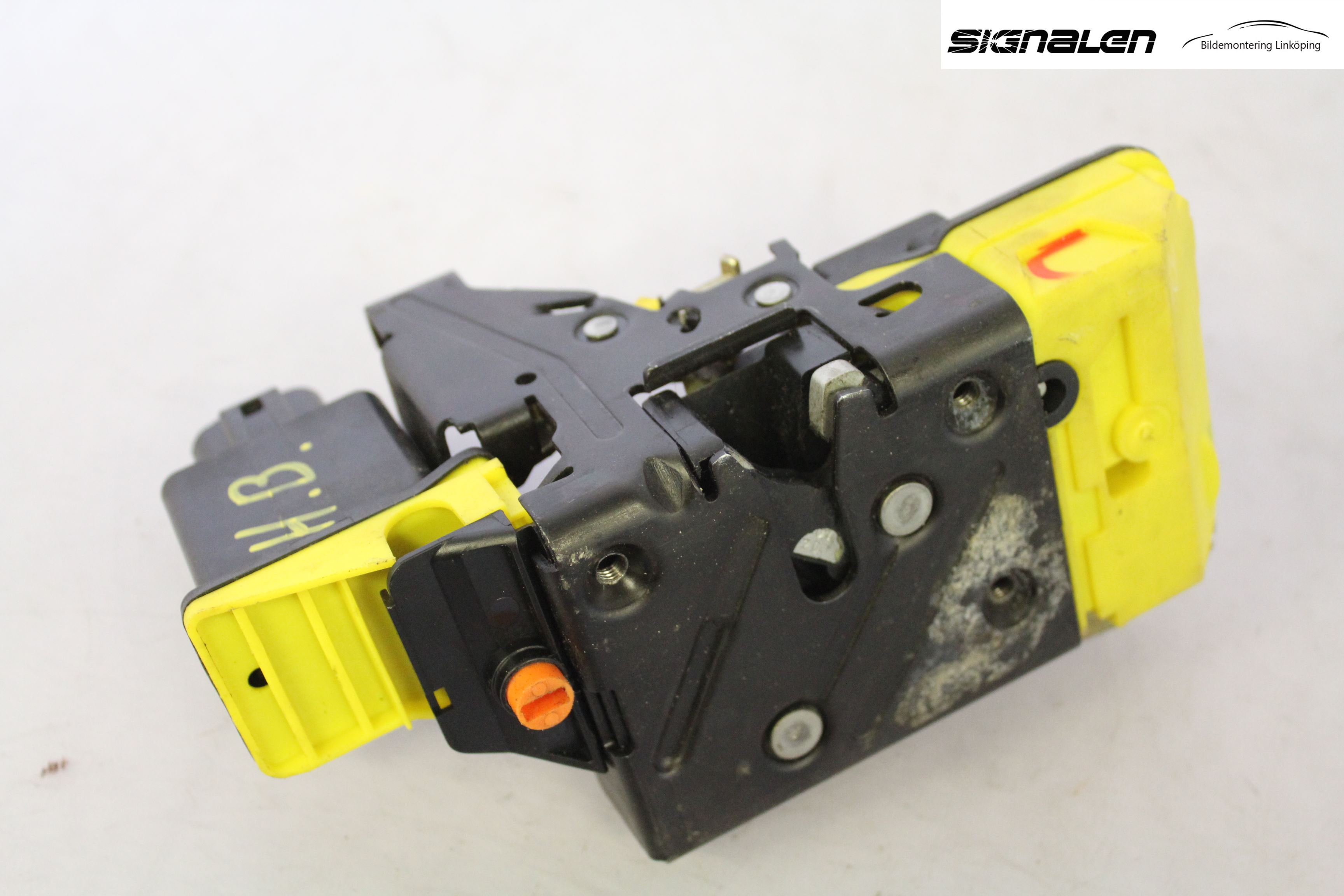 Volvo S60 01-04 Låskista-Dörrlås