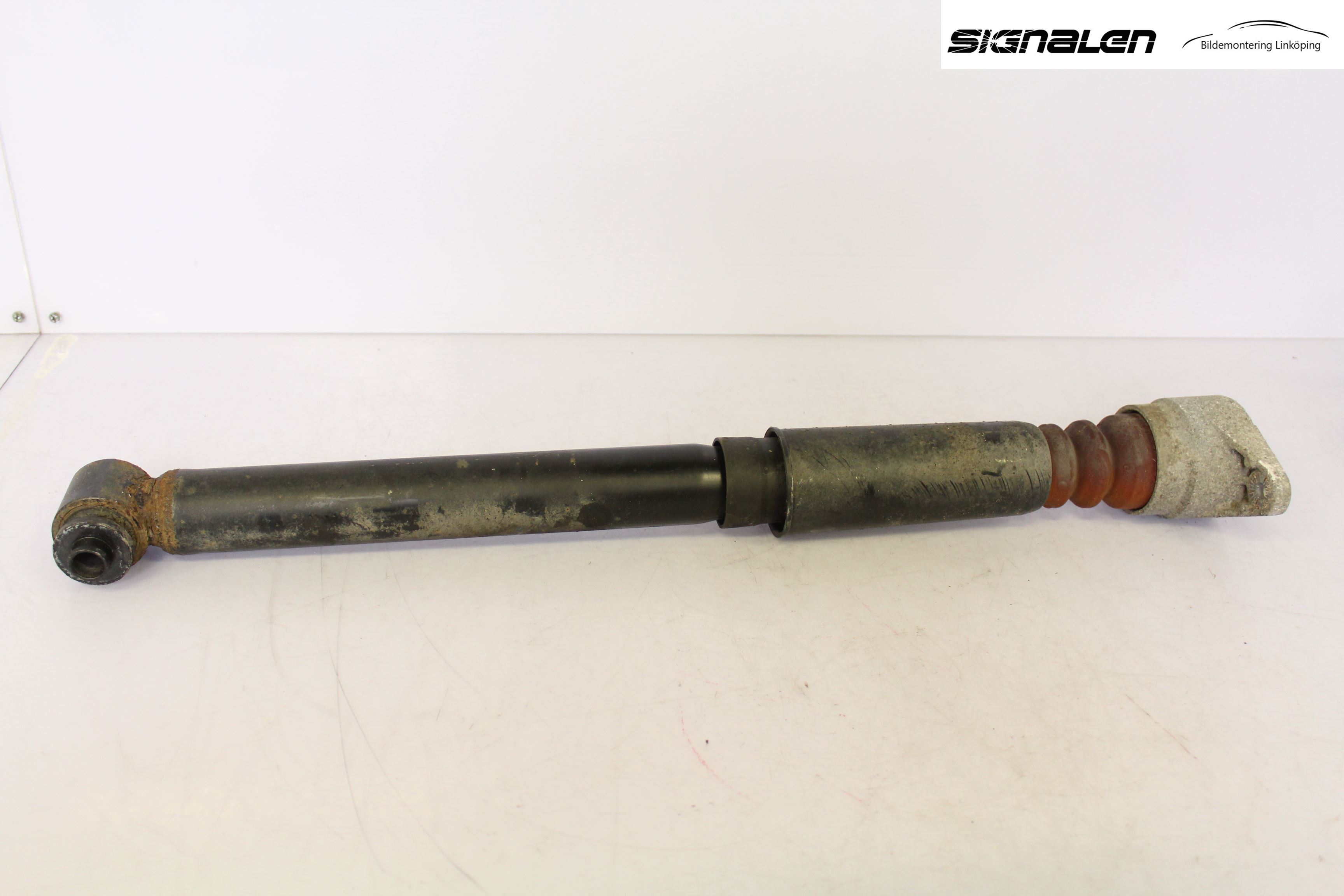 Audi A6/S6     05-11 Stötdämpare Bak