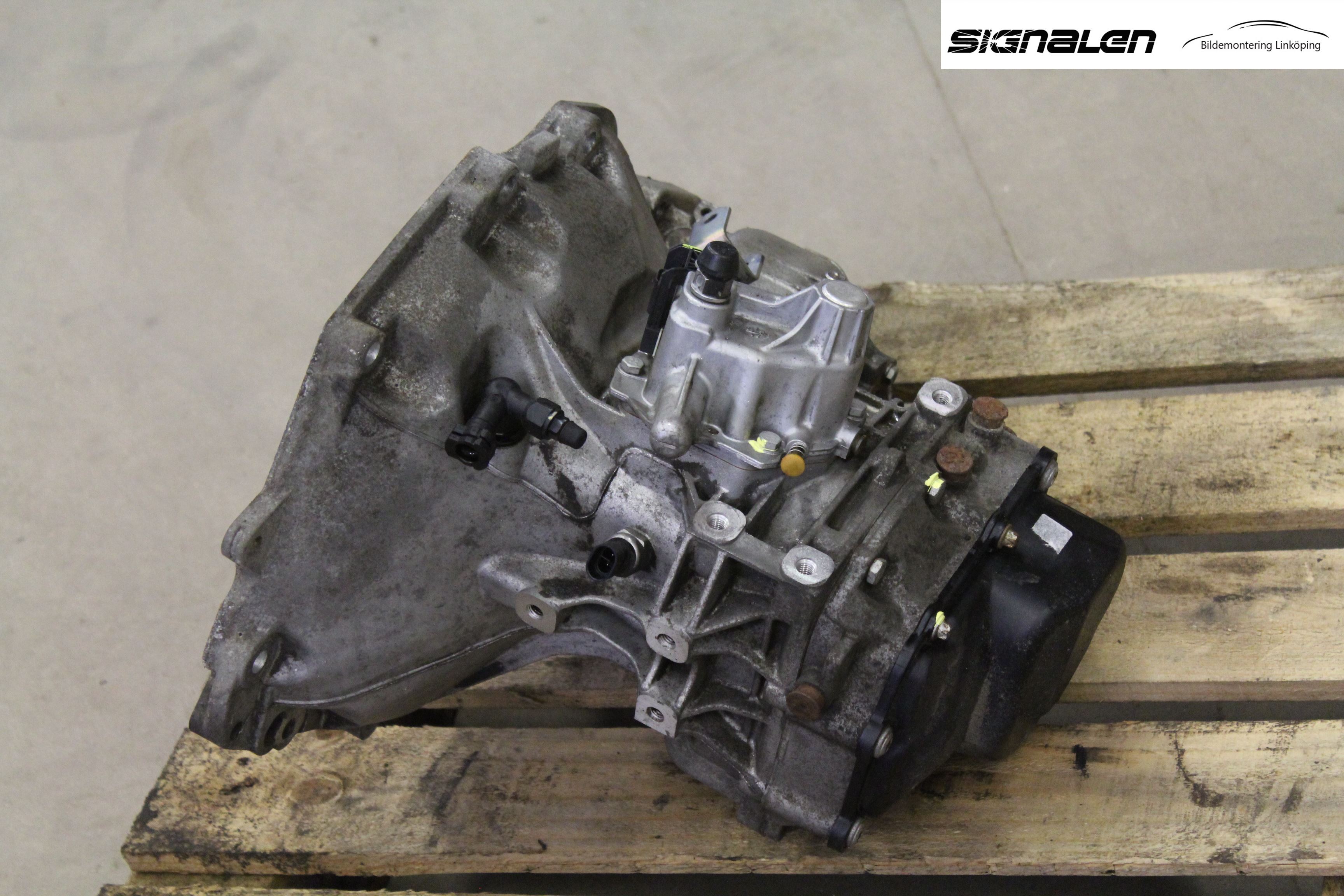 Opel CORSA D 07-14 Växellåda Man 5 Vxl