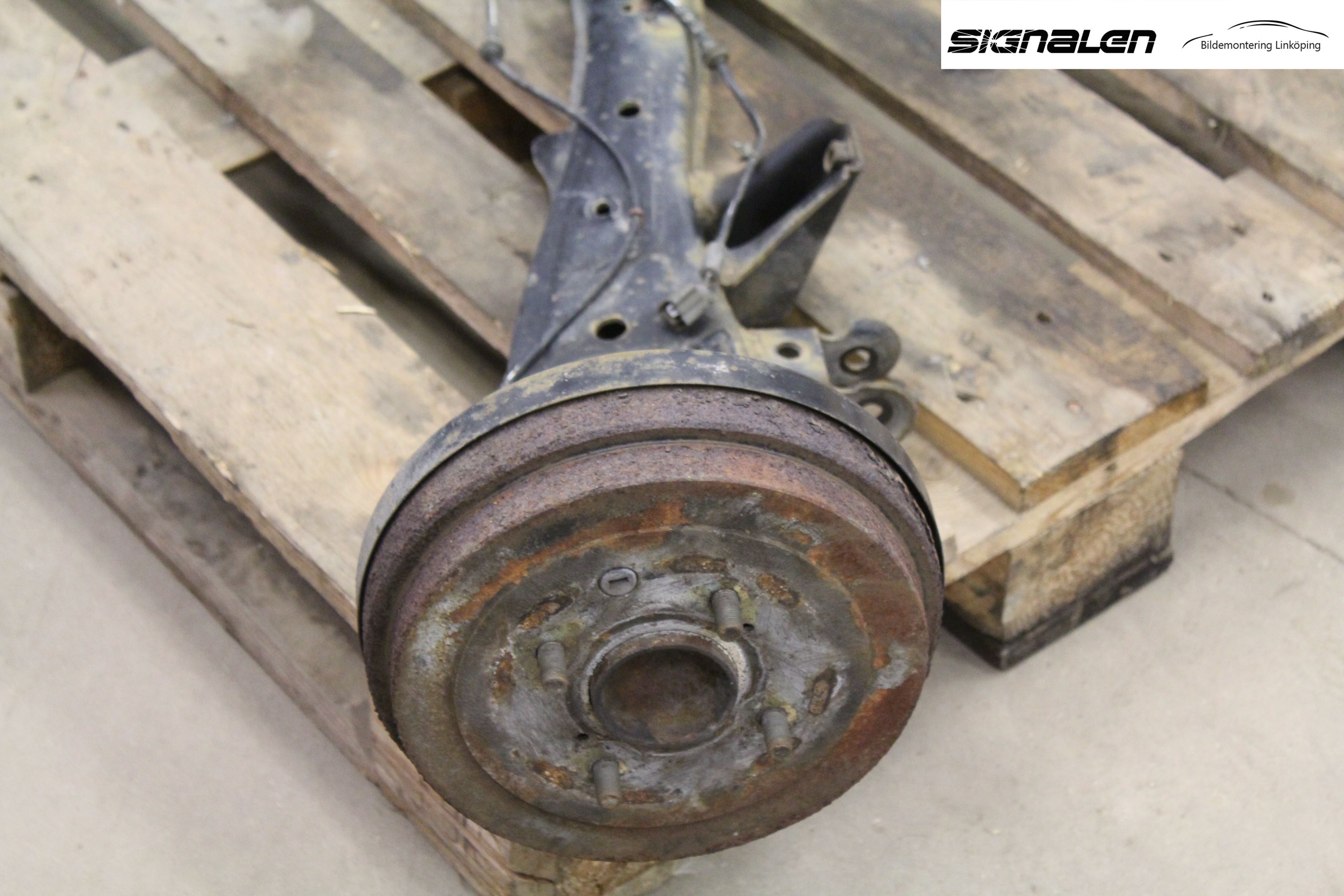 Nissan NV200/NV200 COMBI Bakaxel