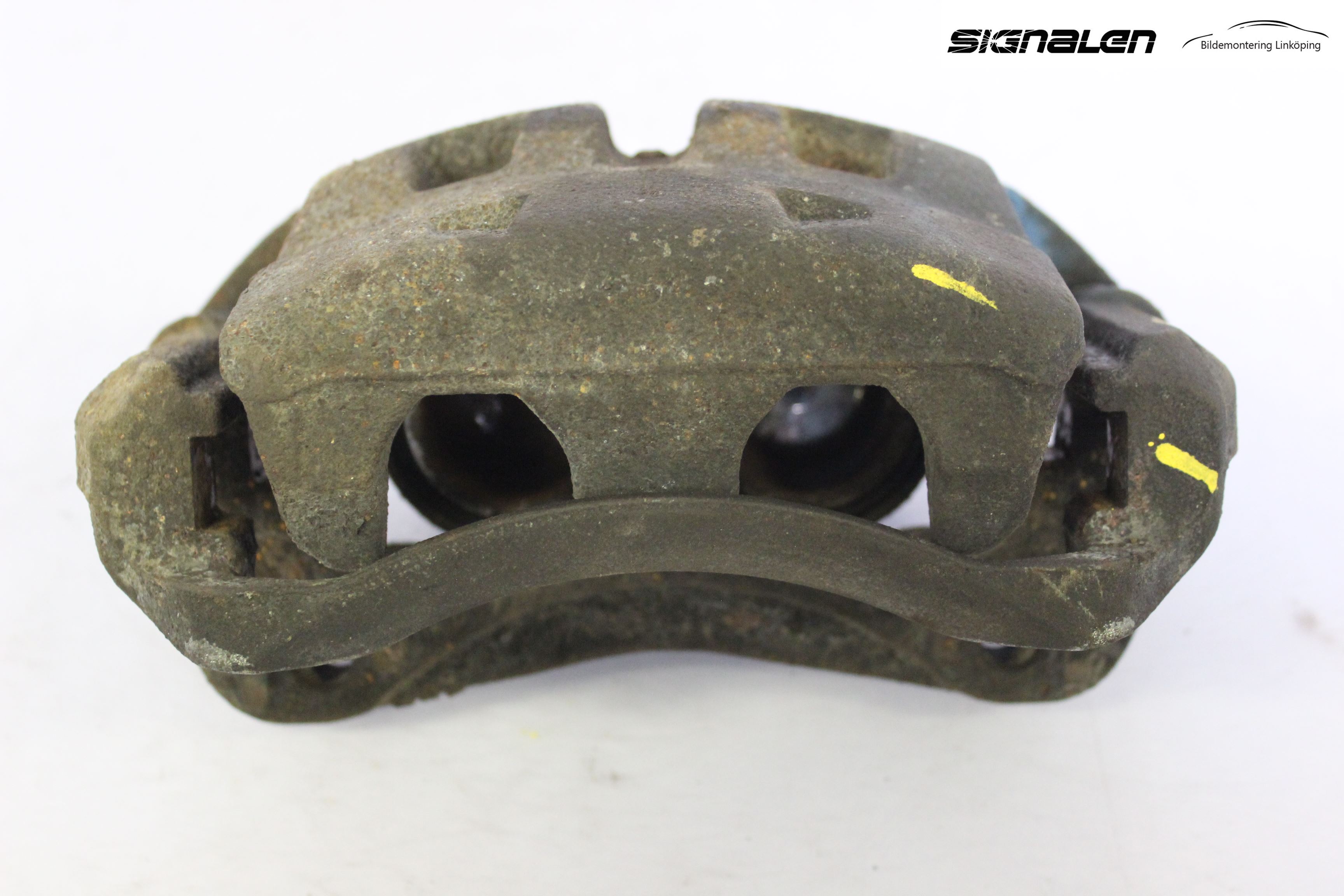 Nissan NAVARA 05-16 Bromsok Fram Höger