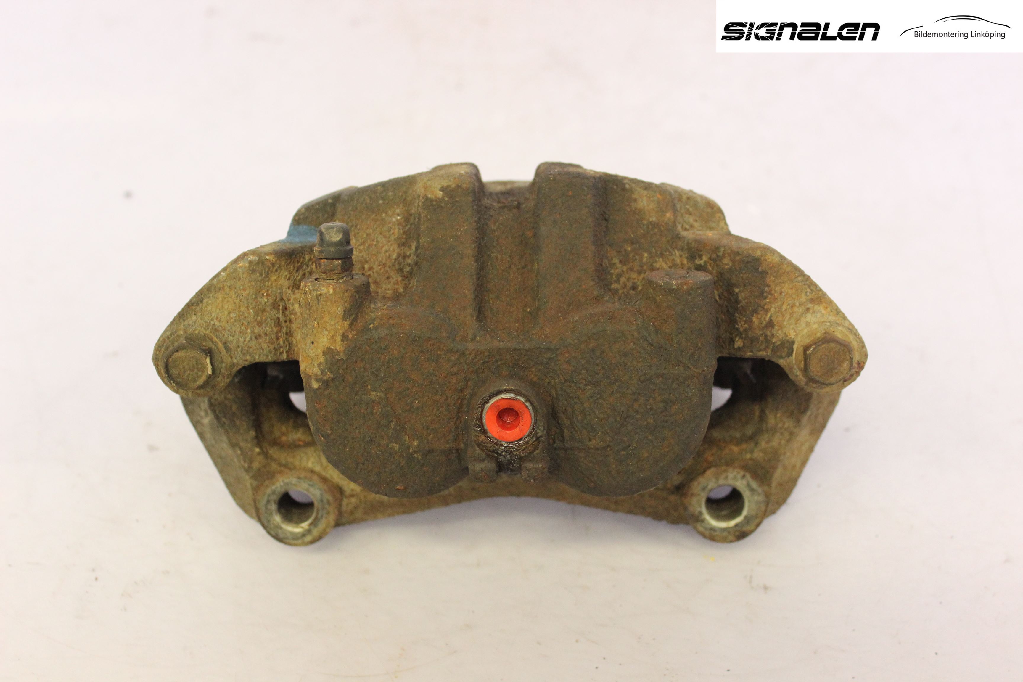 Nissan NAVARA 05-16 Bromsok Fram Höger