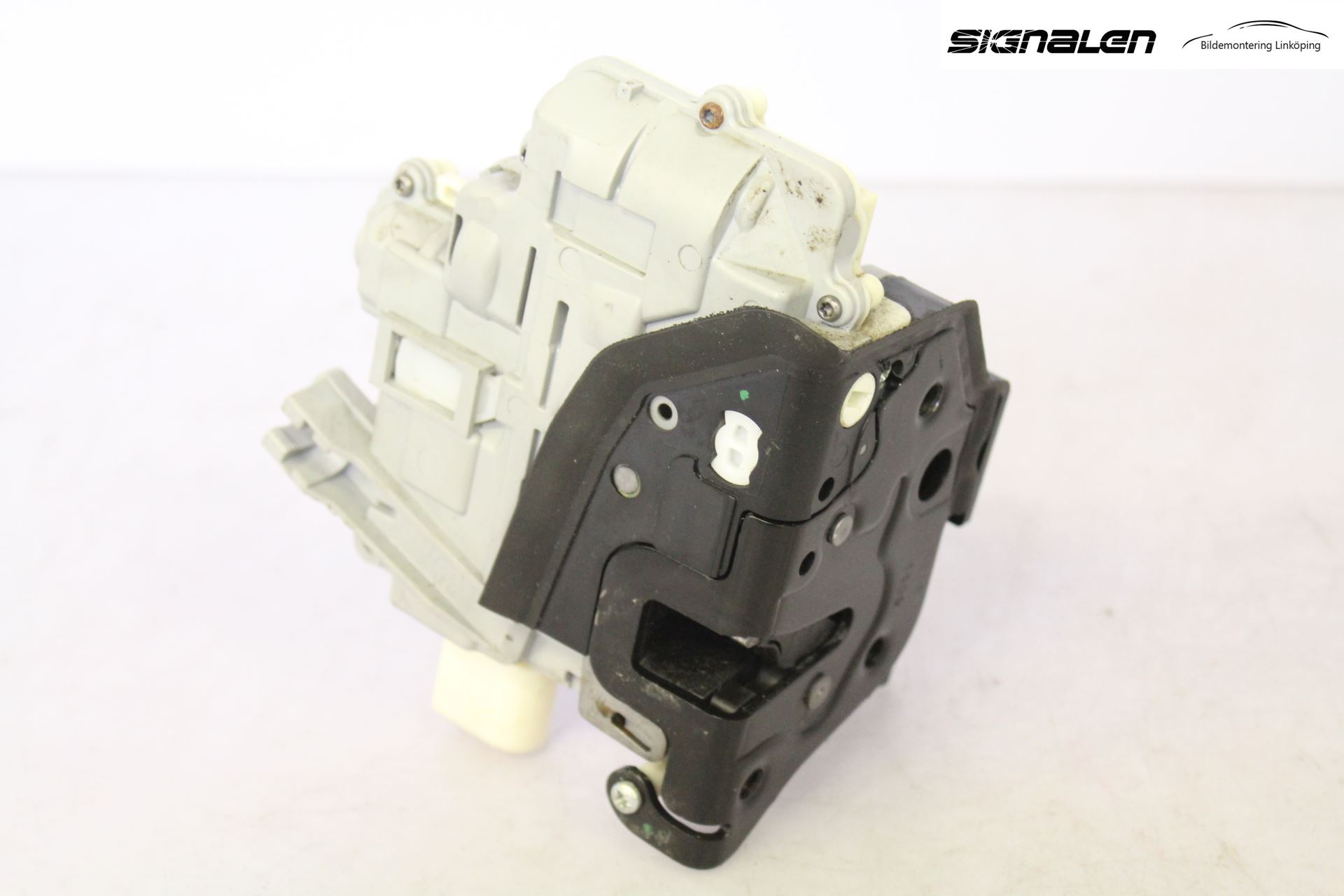 Volkswagen VW PASSAT 05-11 Låskista-Dörrlås