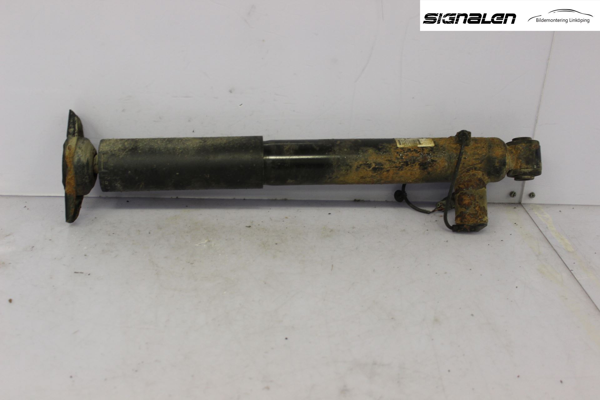 Volvo XC70 08-13 Stötdämpare Bak