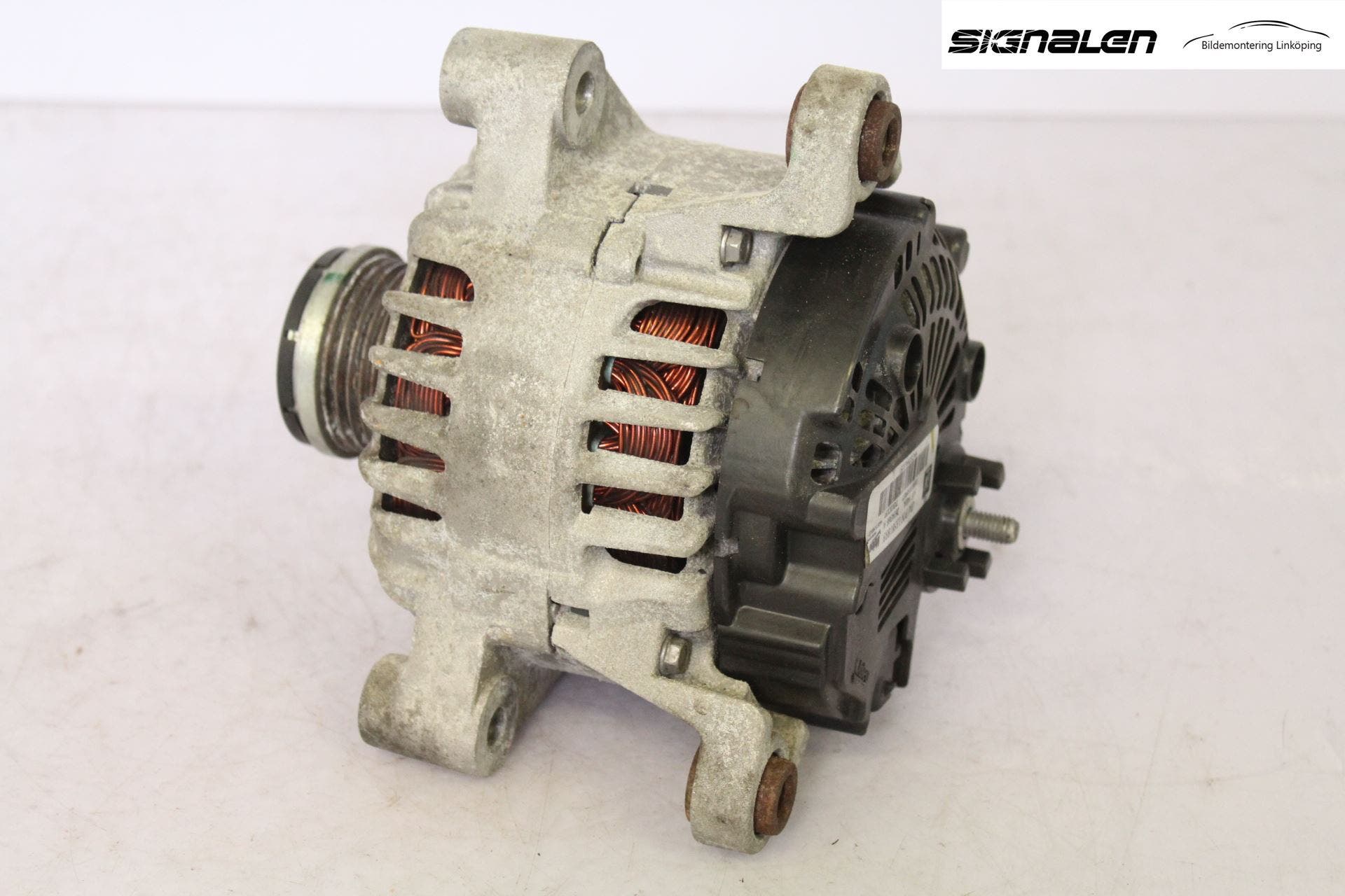 Opel CORSA D 07-14 Generator