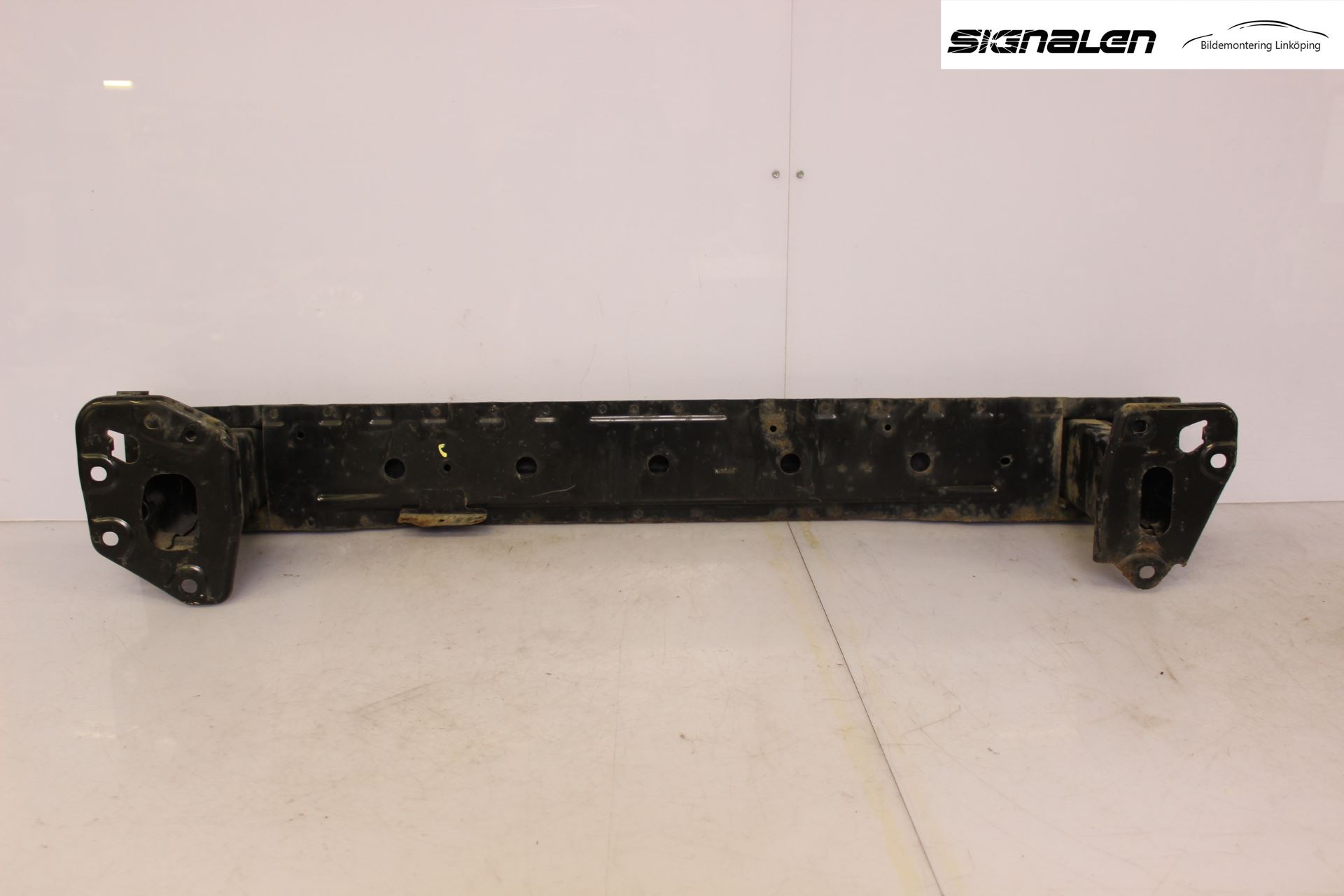 Nissan NV200/NV200 COMBI Stötfångarbalk Fram