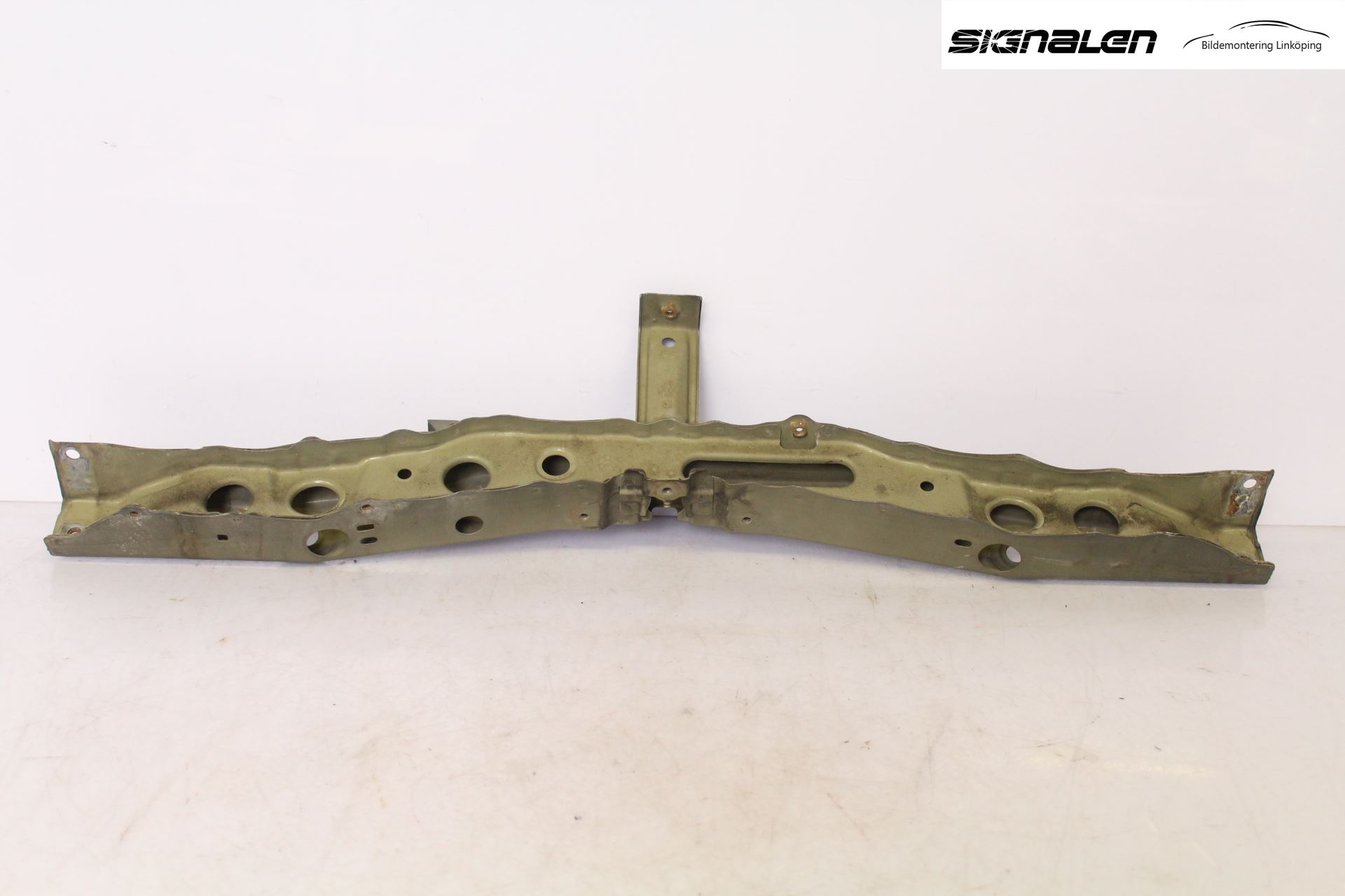 Toyota AVENSIS 09-15 Front Huvlåsplåt-Balk