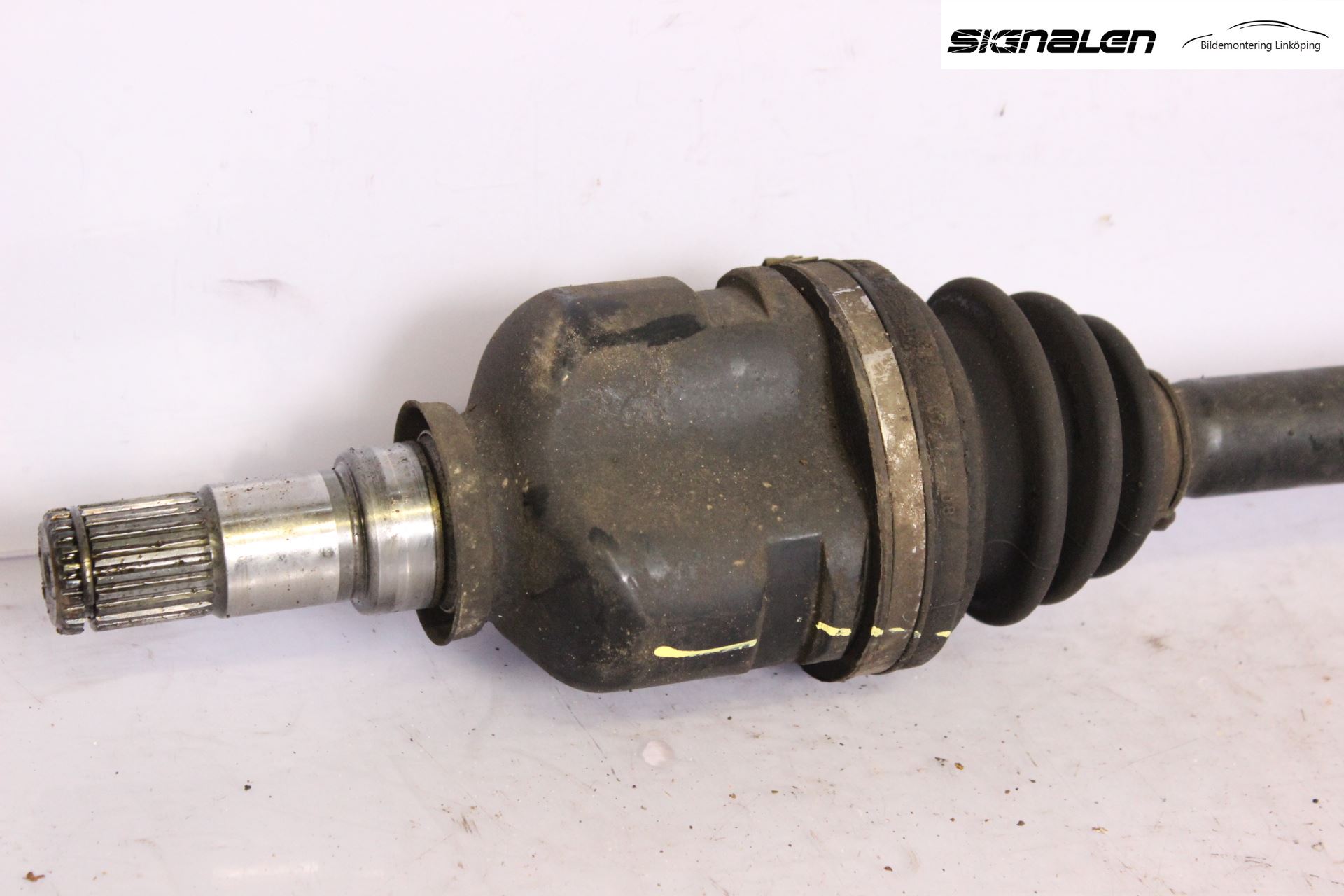 Toyota COROLLA 02-07 Drivaxel Fram Höger