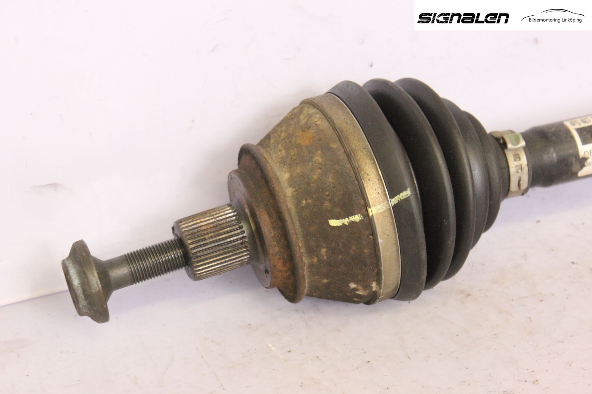 Audi A6/S6     05-11 Drivaxel Fram Vänster