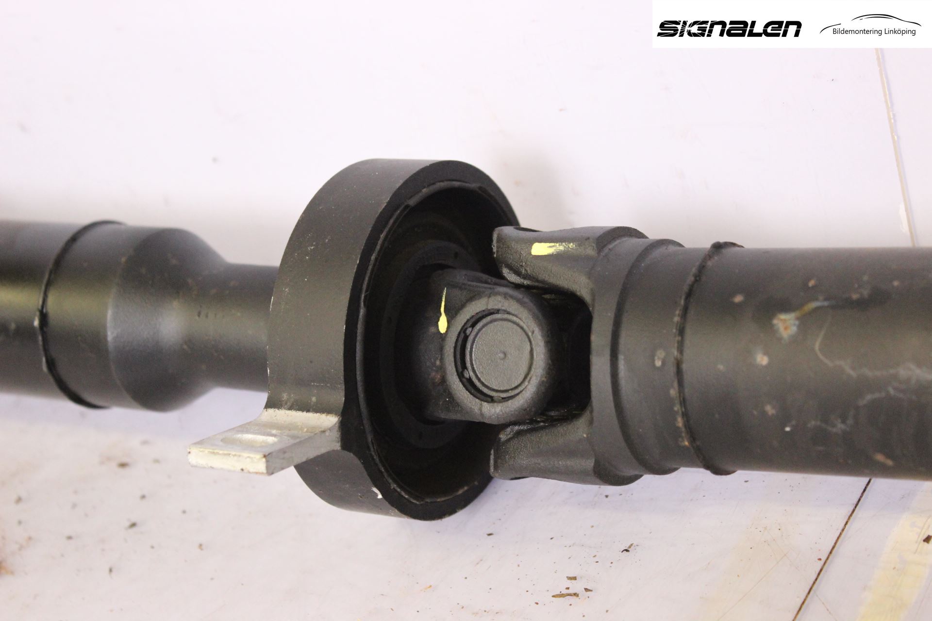 BMW 3 E90/91 SED/TOU 05-12 Mellanaxel Komp