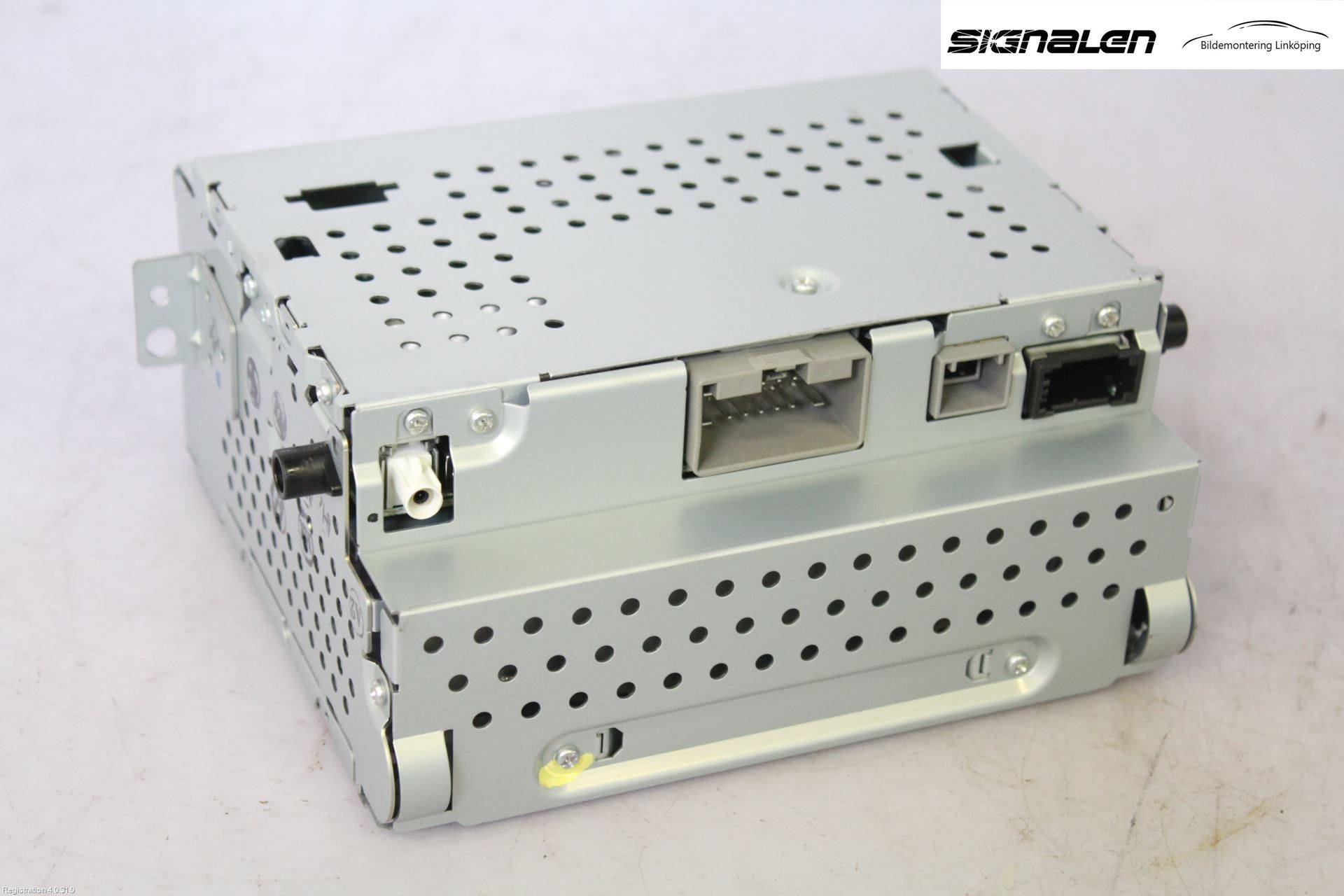 Volvo XC70 08-13 Cd Radio - Multimediapanel