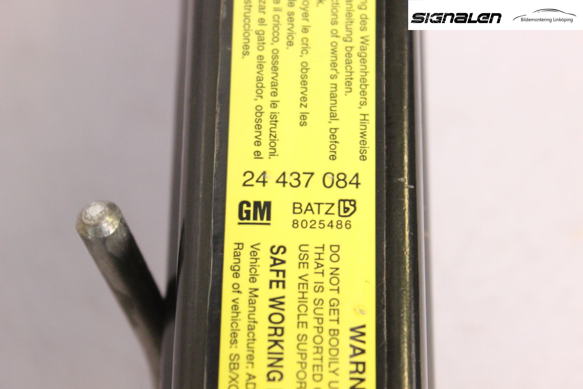 Opel CORSA C    00-06 Domkraft