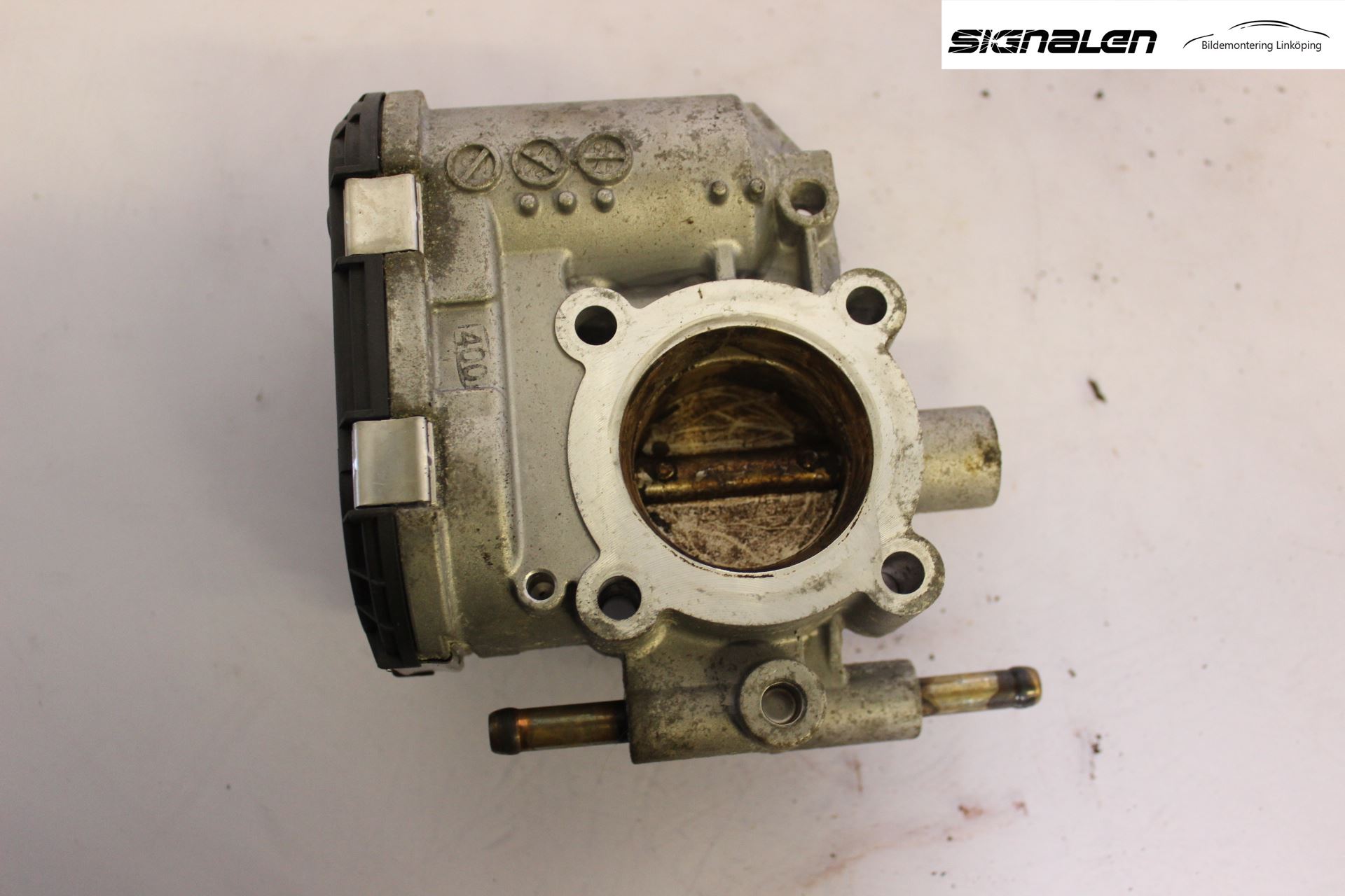 Opel CORSA C    00-06 Injspjällhus