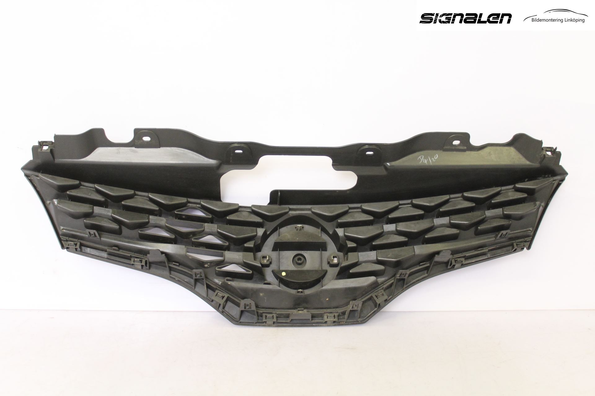 Nissan NV200/NV200 COMBI Grill-Galler