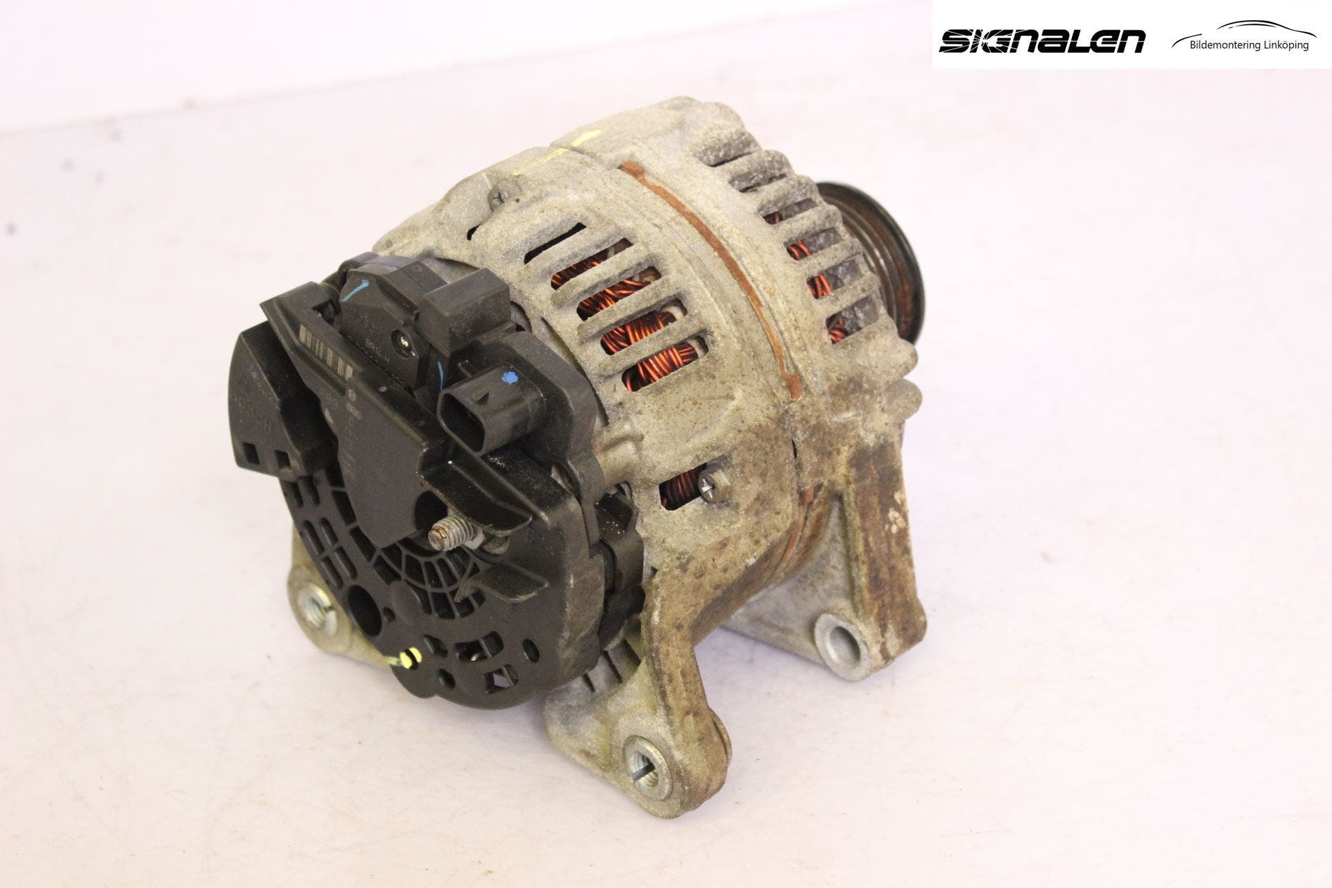 Opel ASTRA H 04-12 Generator