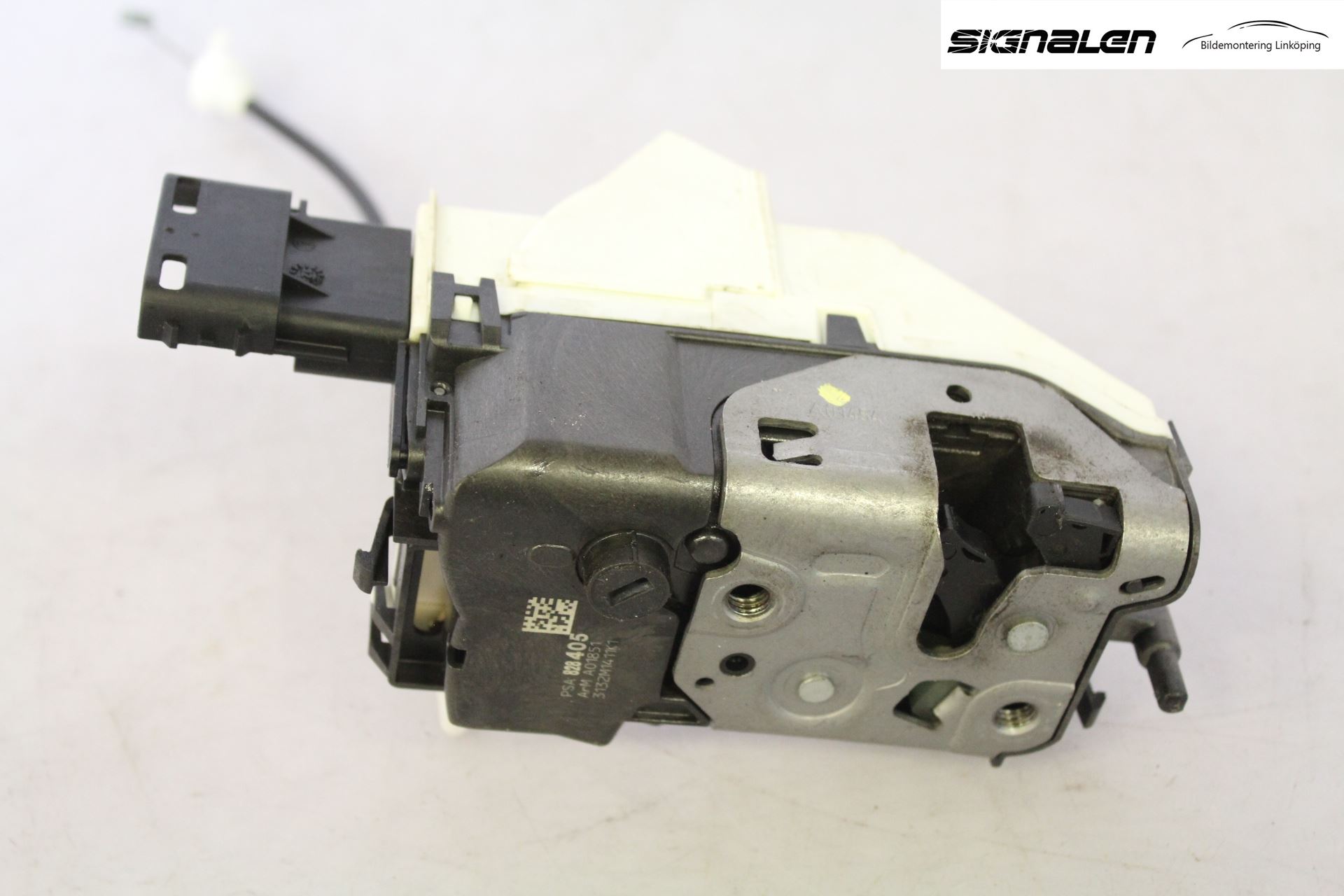 Peugeot PARTNER 08-15 Låskista-Dörrlås