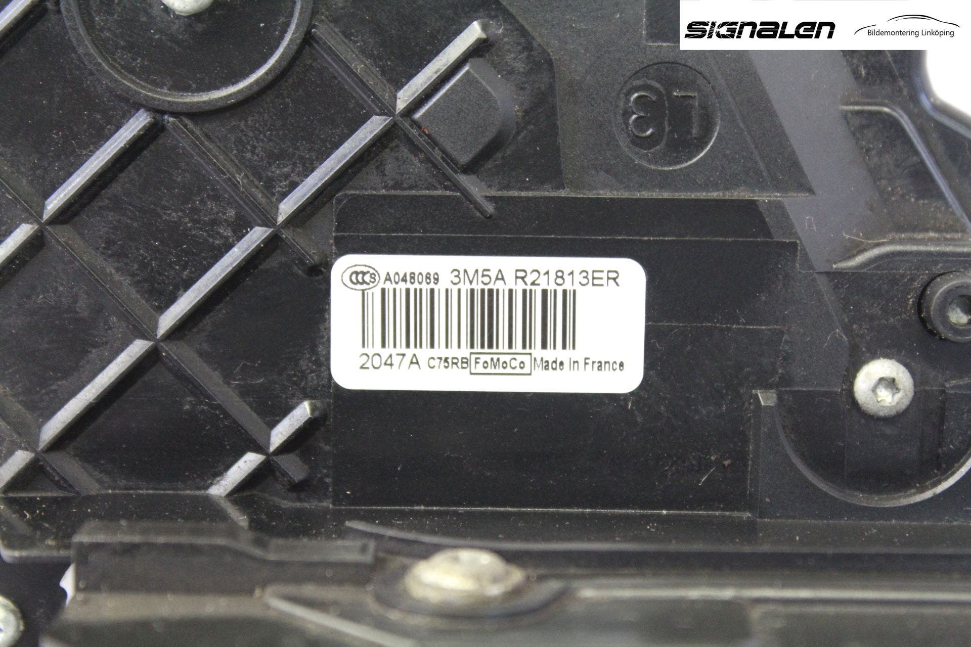 Ford FOCUS 04-07 Låskista-Dörrlås