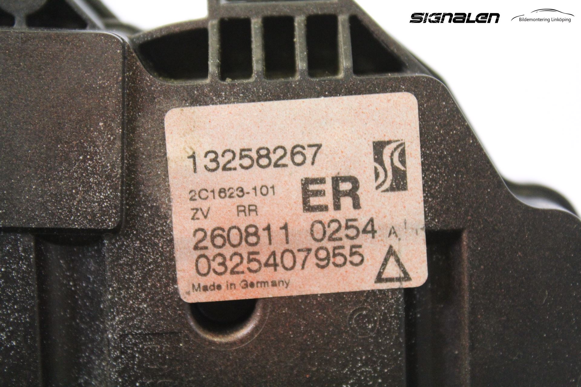 Opel CORSA D 07-14 Låskista-Dörrlås