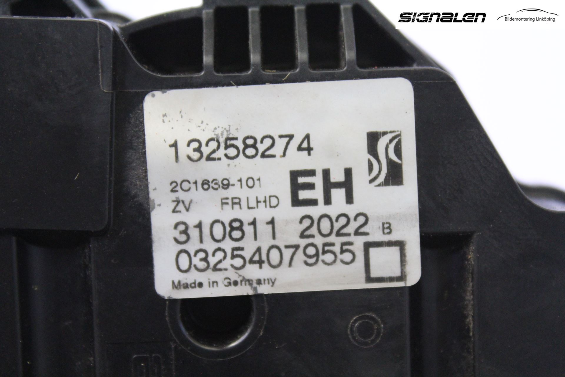 Opel CORSA D 07-14 Låskista-Dörrlås