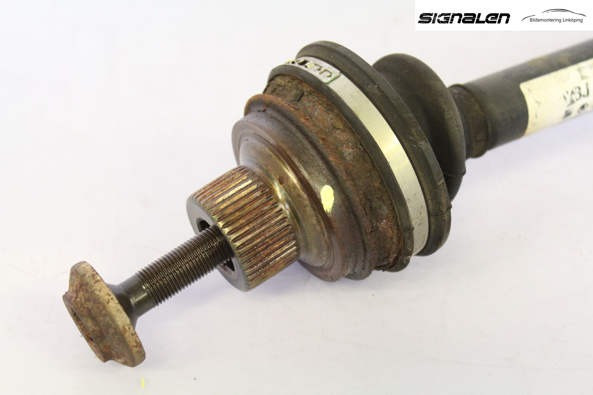 Audi A4/S4 08-11 Drivaxel Bak Höger