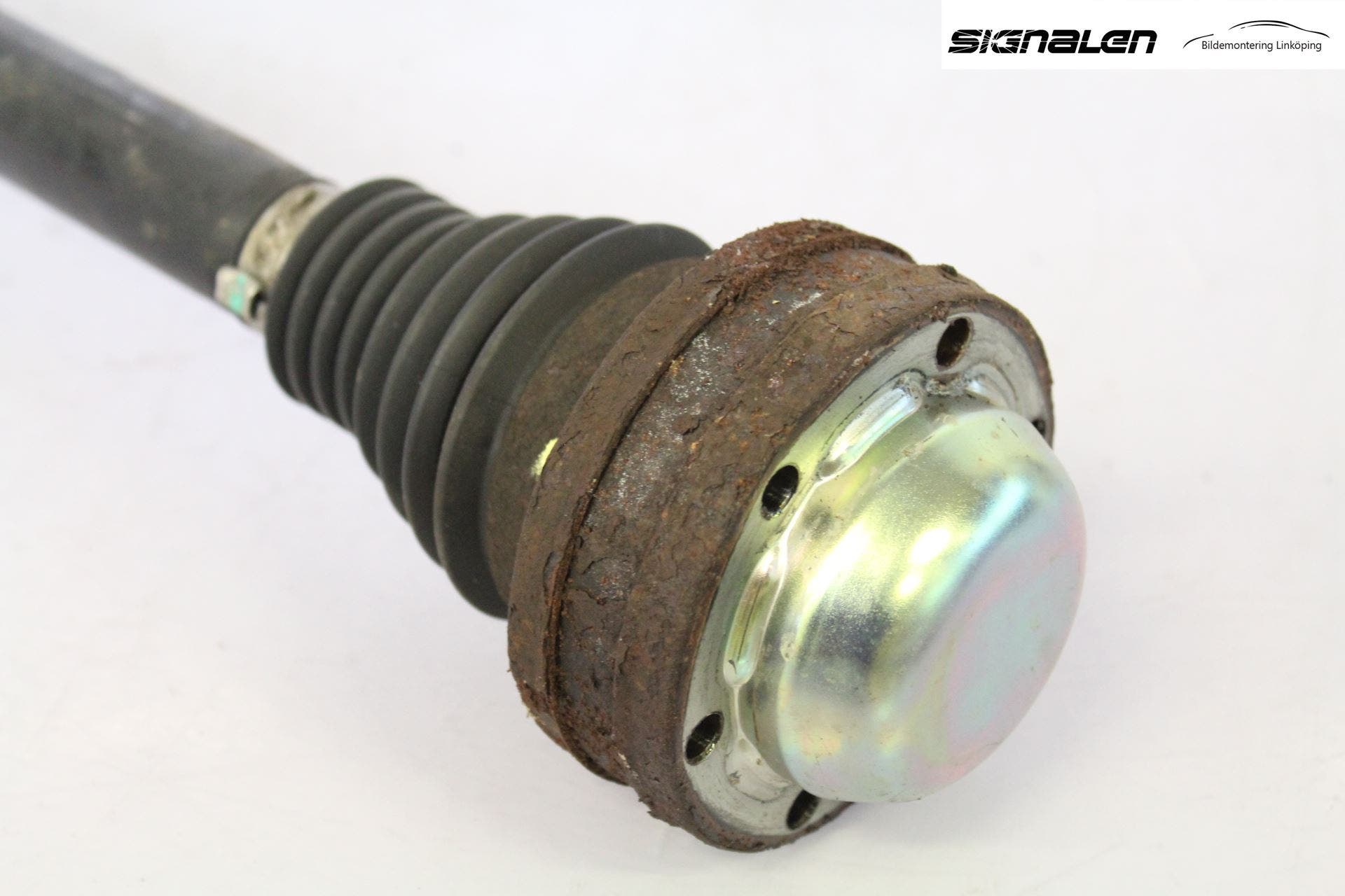 Audi A4/S4 08-11 Drivaxel Bak Höger