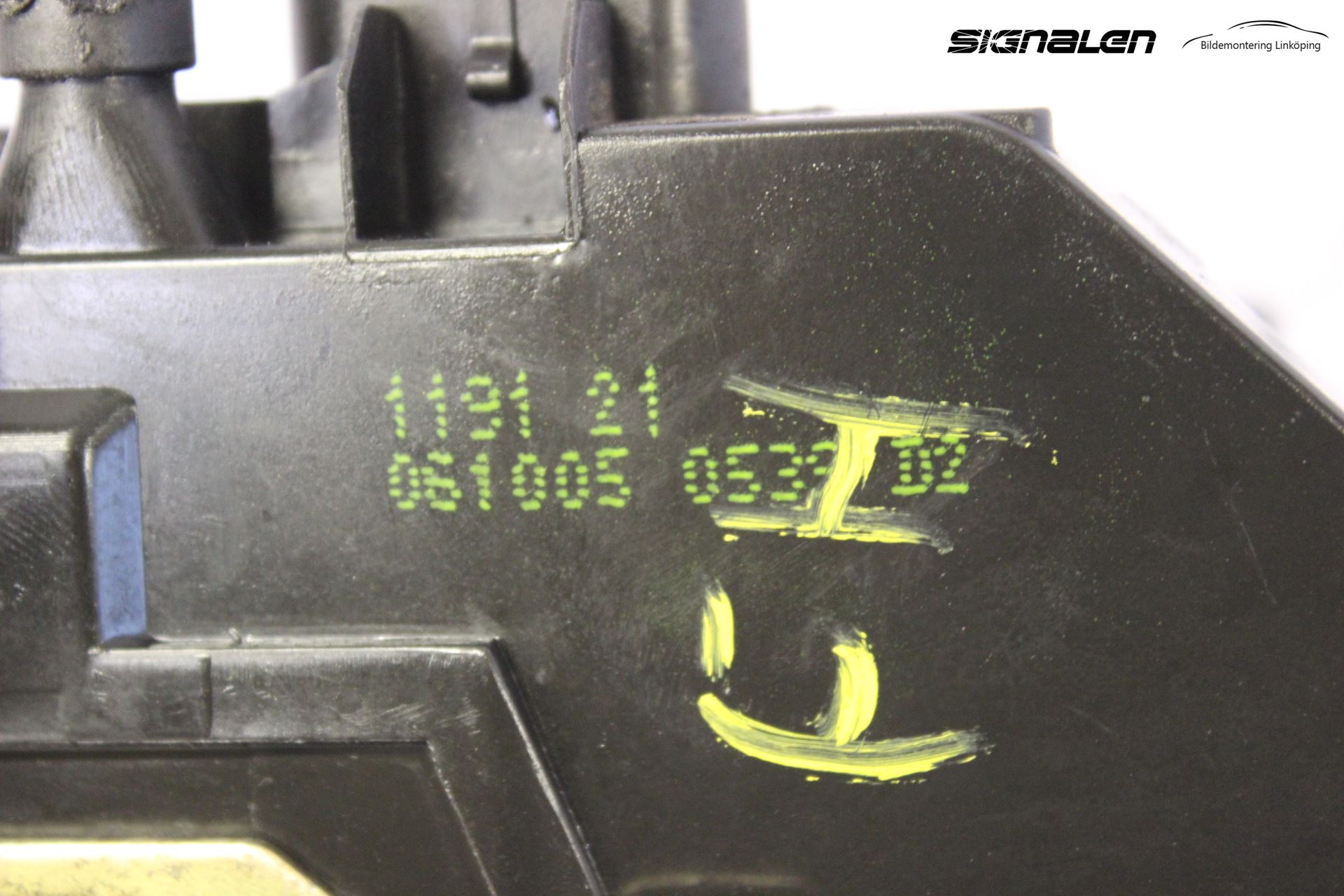 Renault SCÉNIC/GRAND 03-06 Låskista-Dörrlås