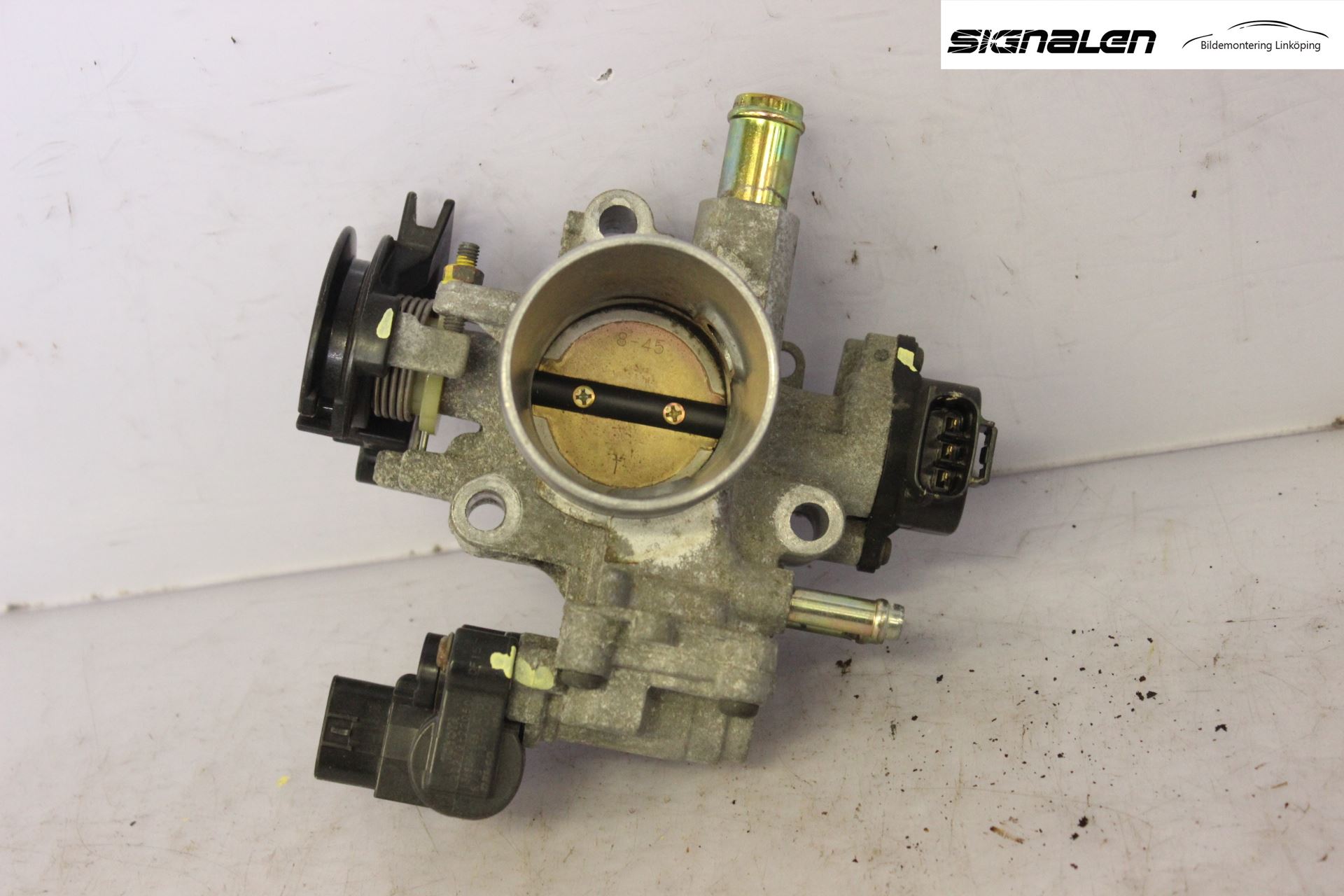 Toyota COROLLA 02-07 Injspjällhus