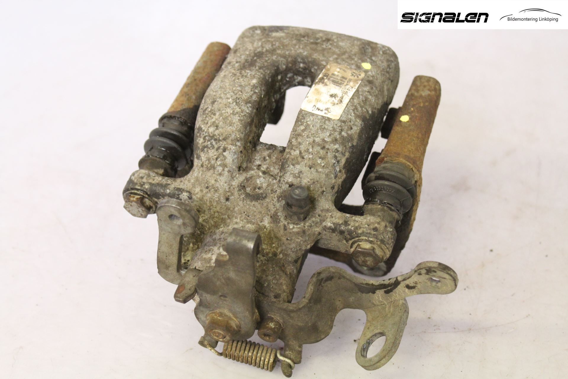 Peugeot PARTNER 08-15 Bromsok Bak Vänster