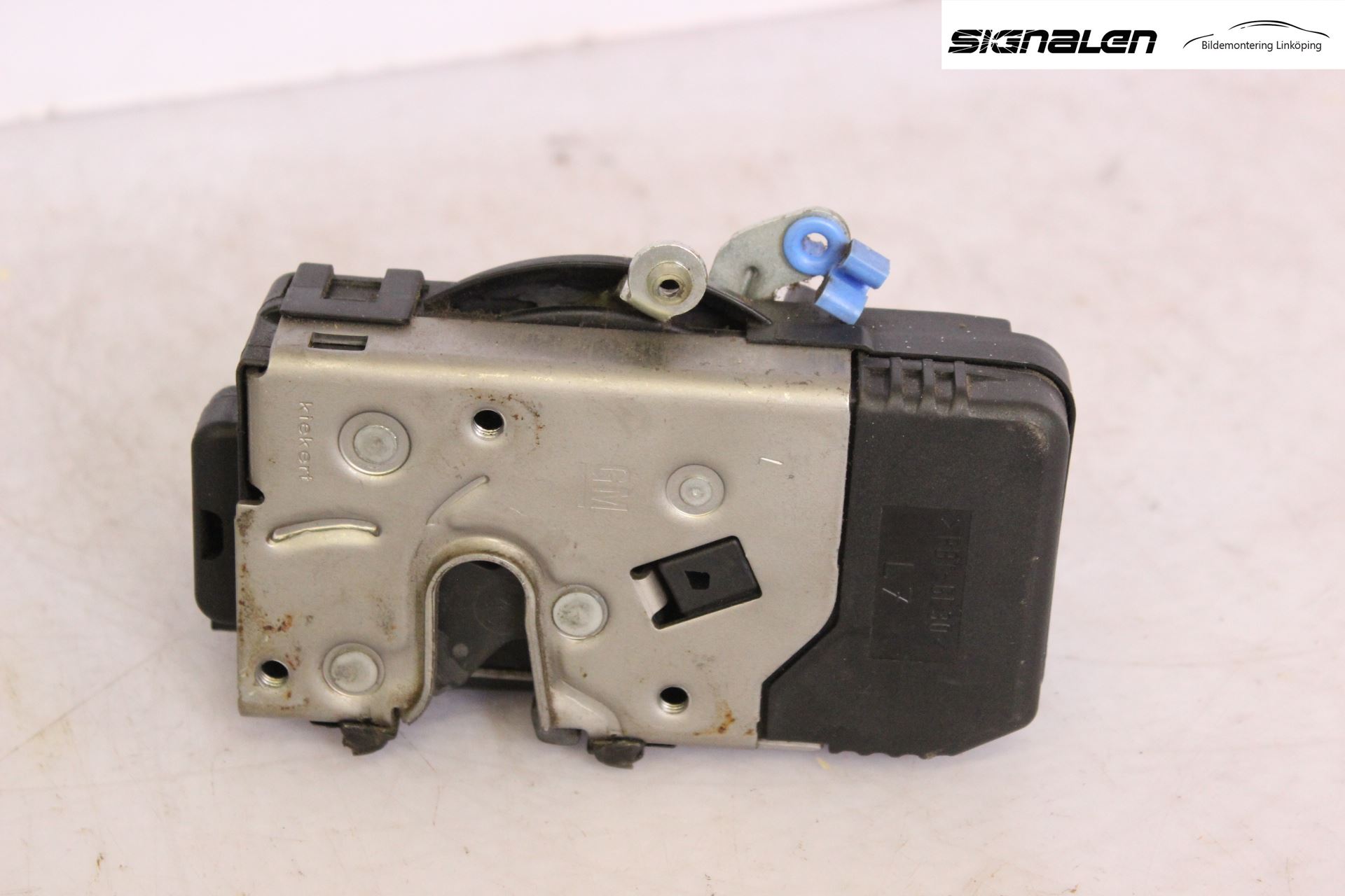 Opel VIVARO 01-14 Låskista-Dörrlås