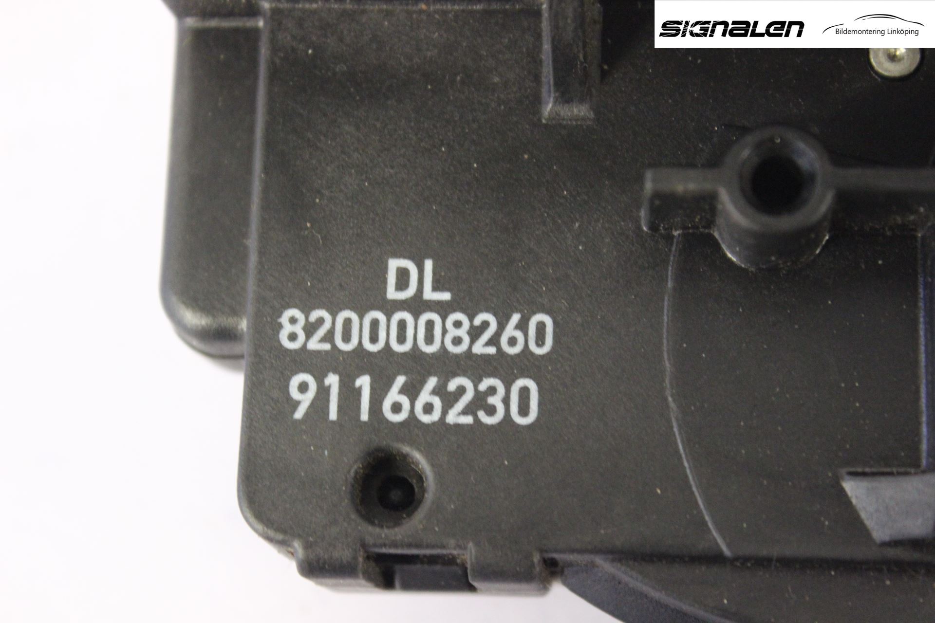 Opel VIVARO 01-14 Låskista-Dörrlås